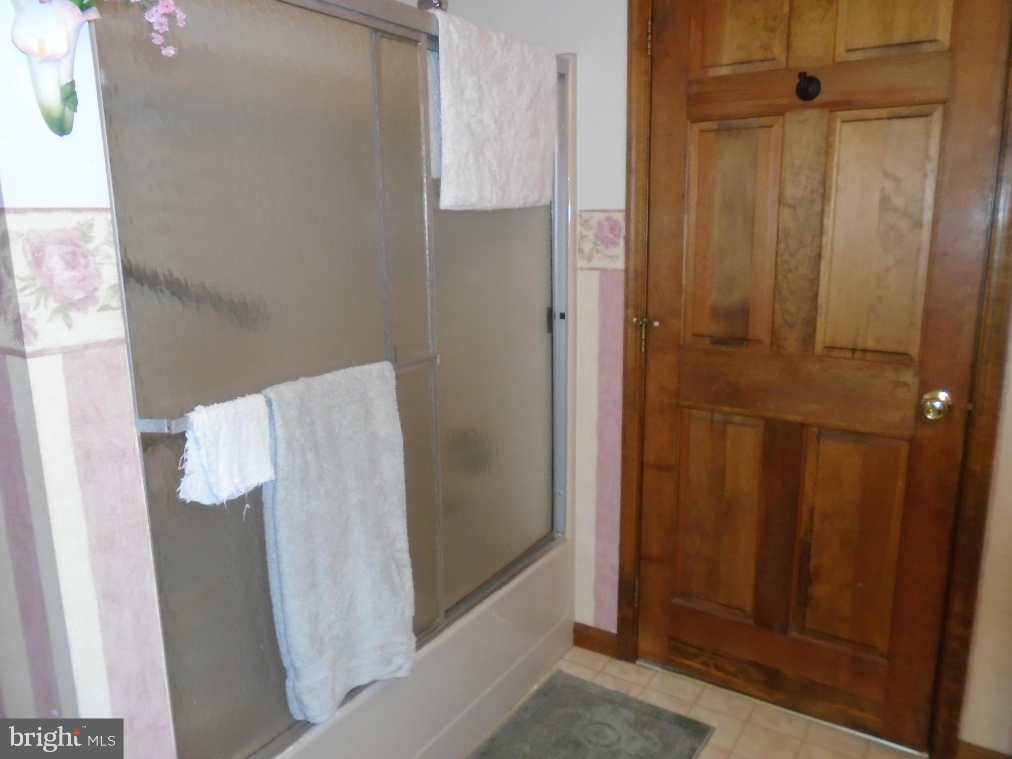 GREENE KNOLLS - Residential