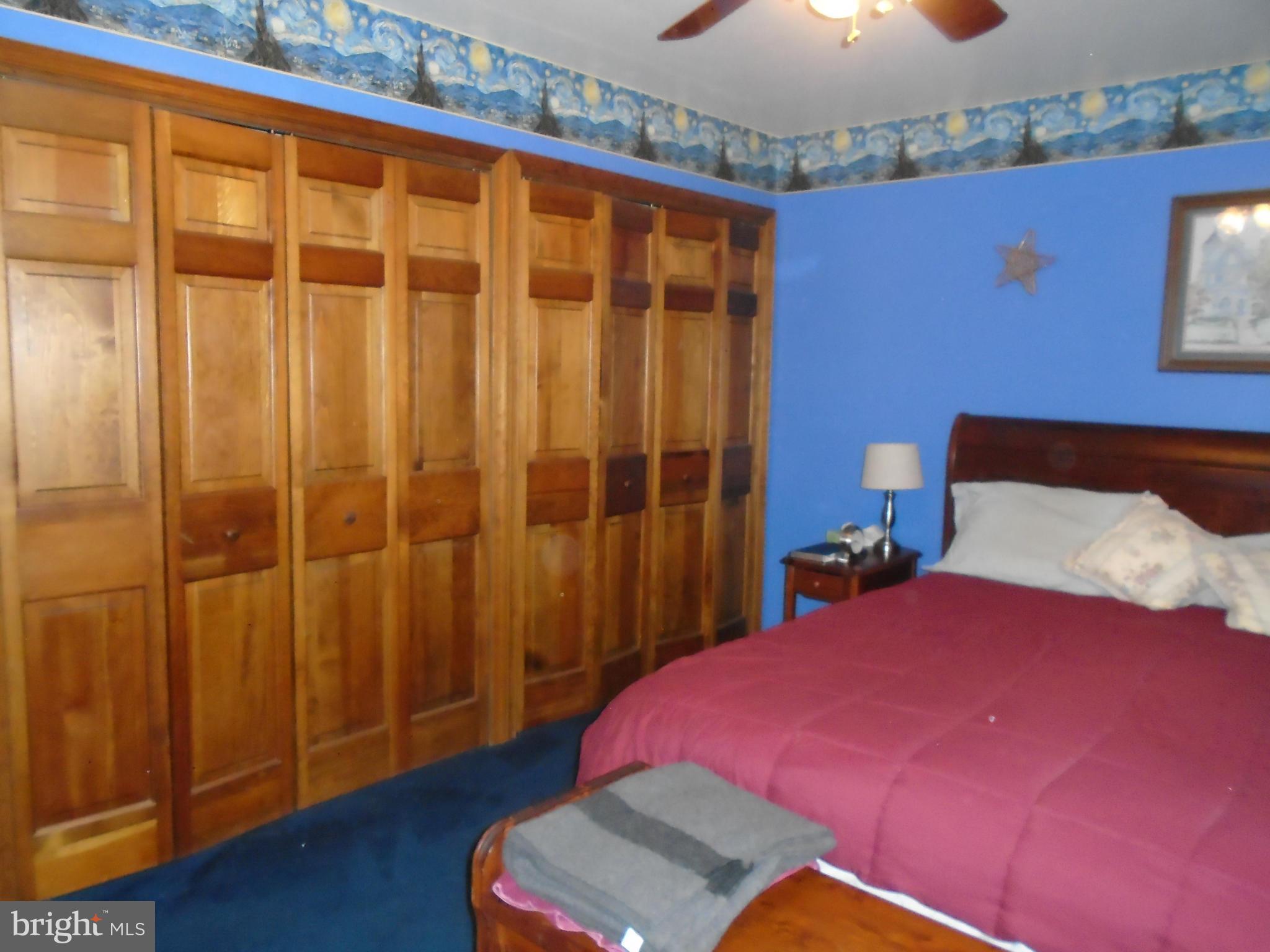 GREENE KNOLLS - Residential