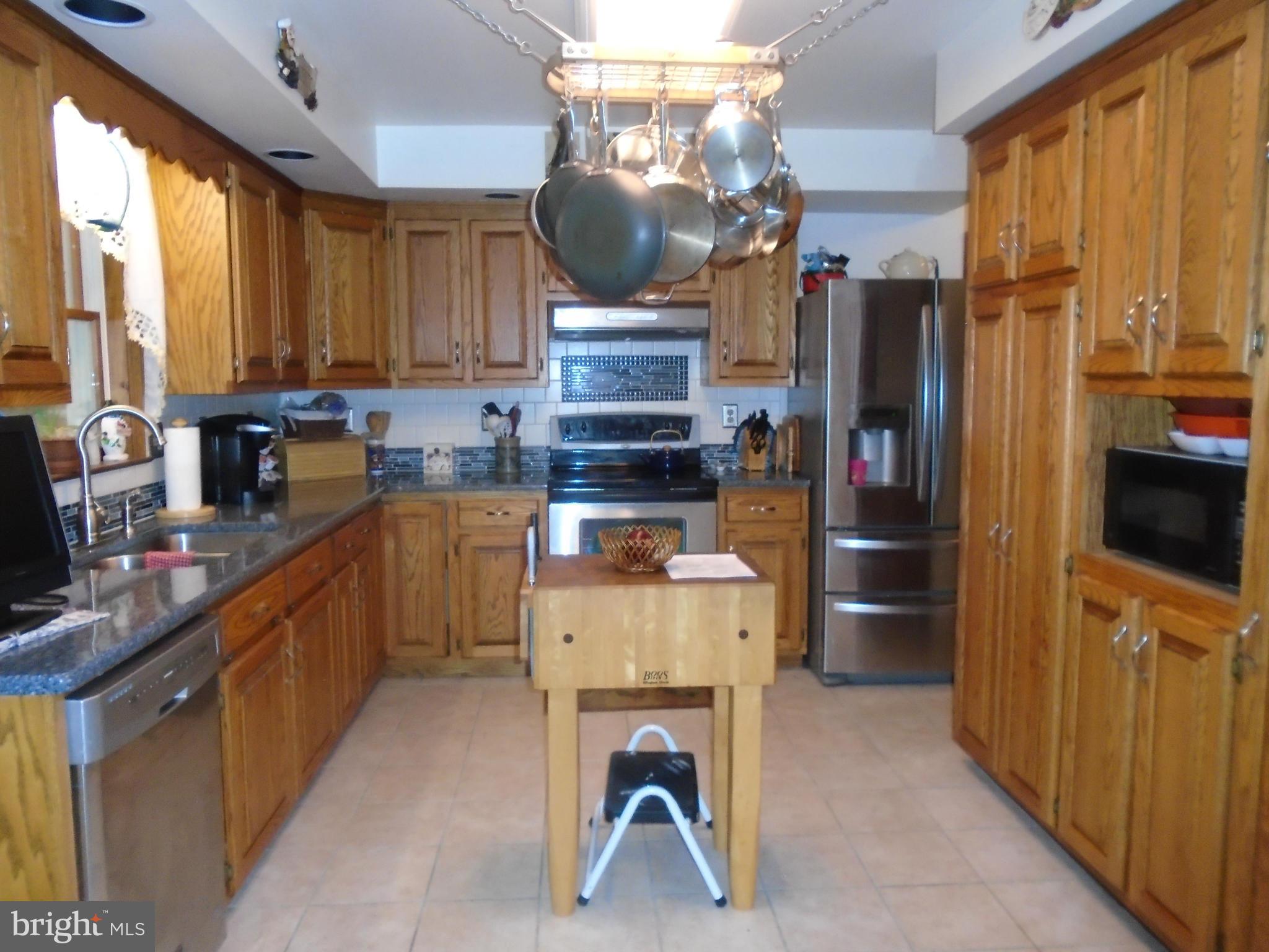 GREENE KNOLLS - Residential