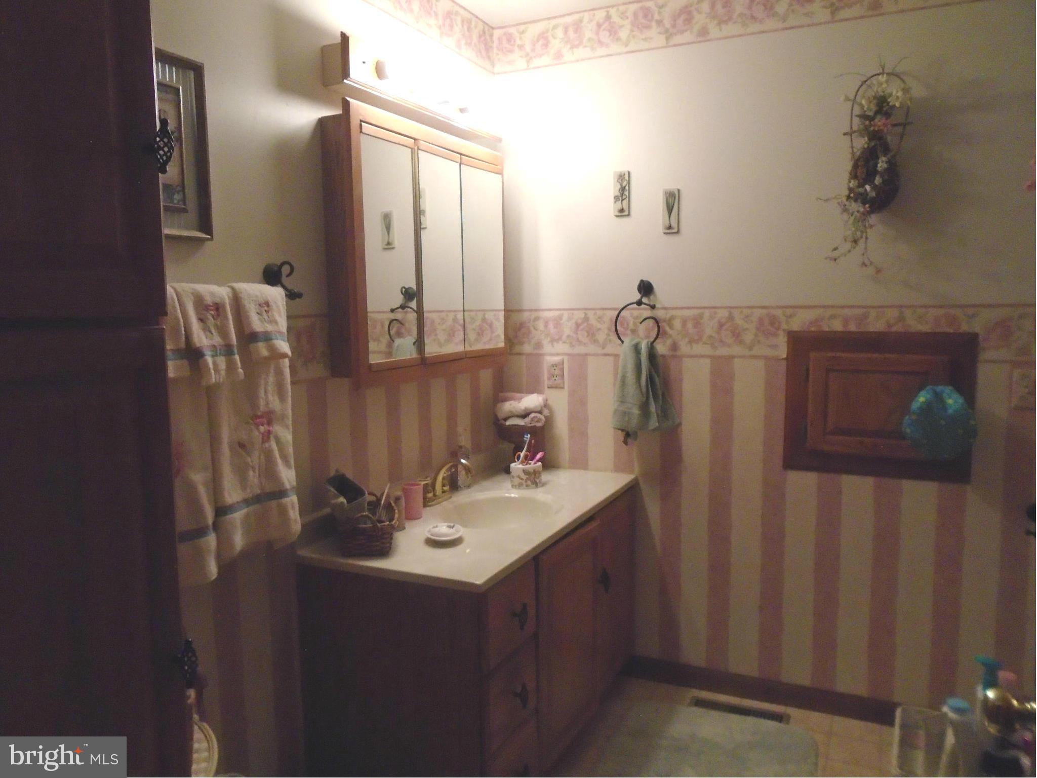 GREENE KNOLLS - Residential