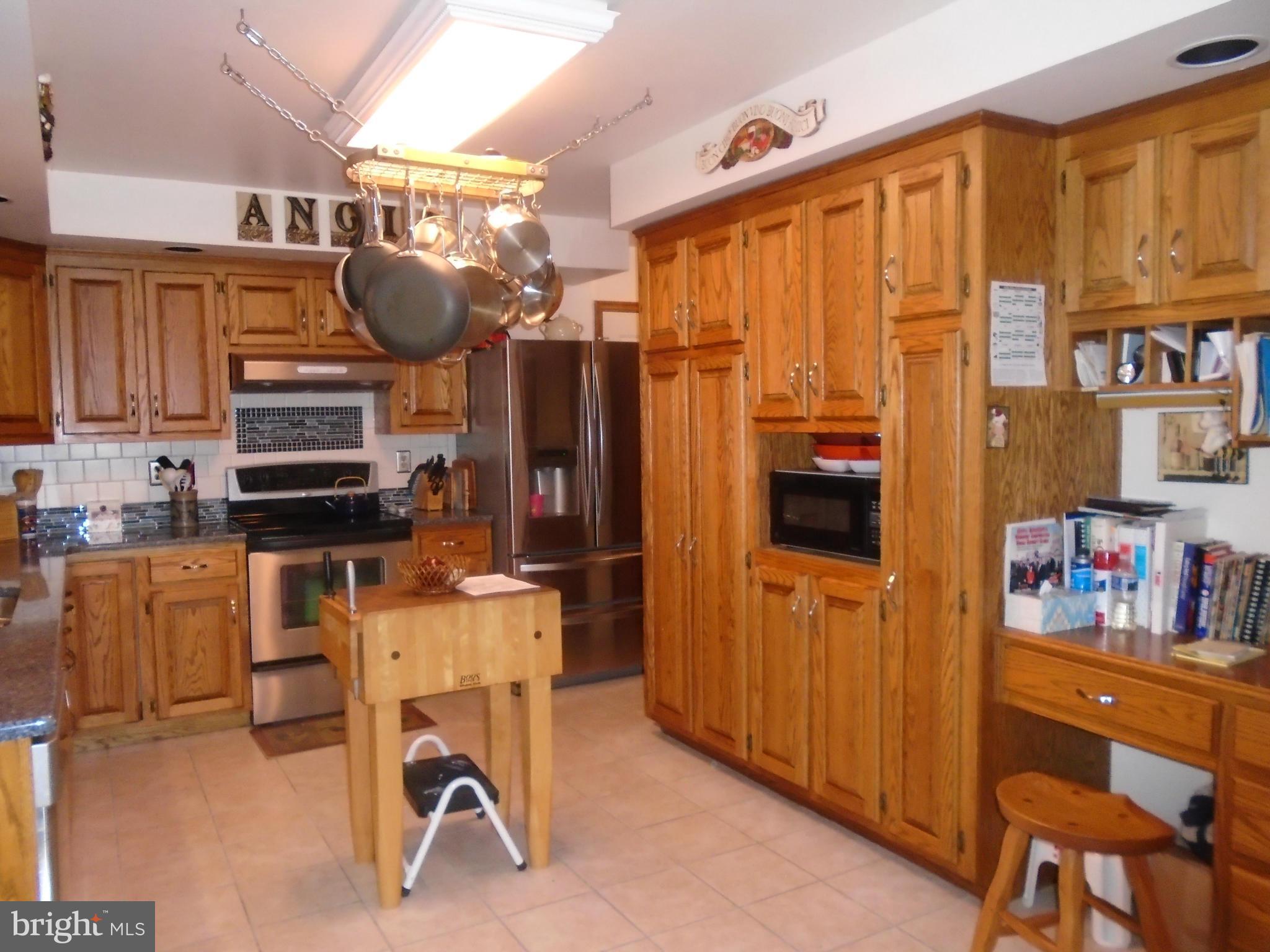 GREENE KNOLLS - Residential