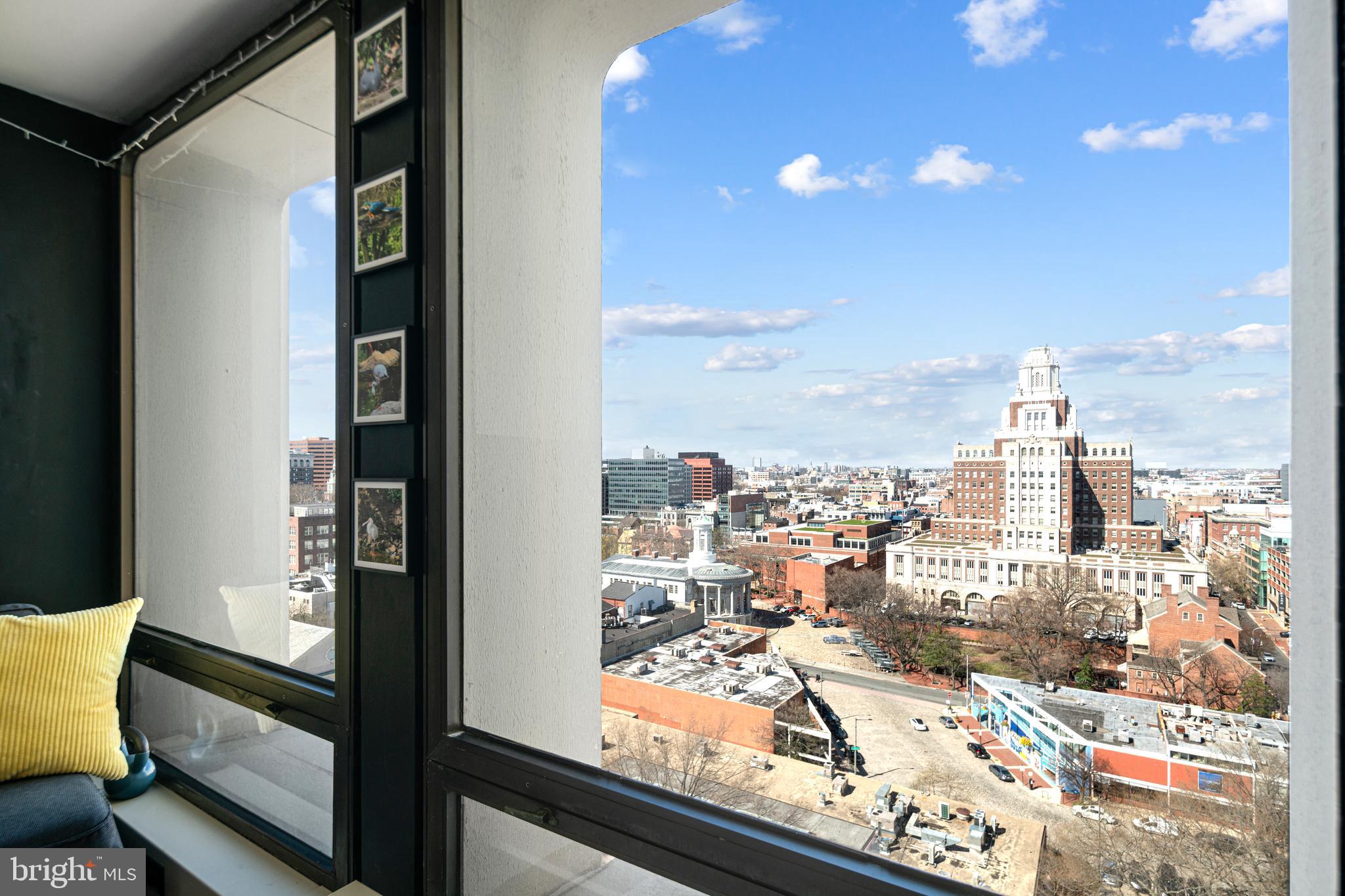 SOCIETY HILL - Residential