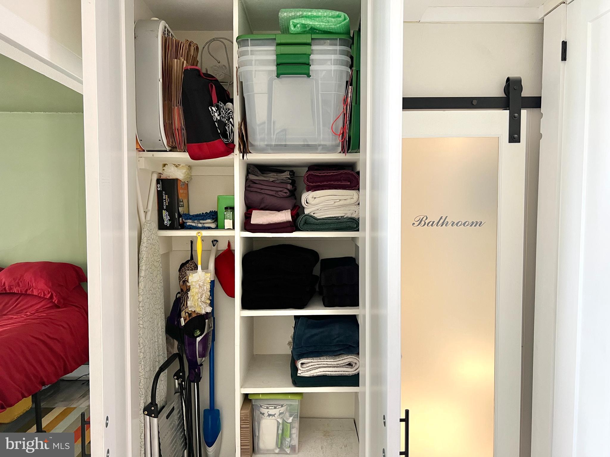 SOCIETY HILL - Residential