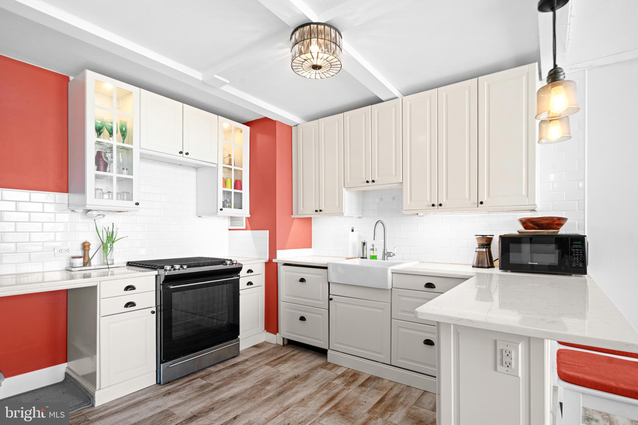 SOCIETY HILL - Residential