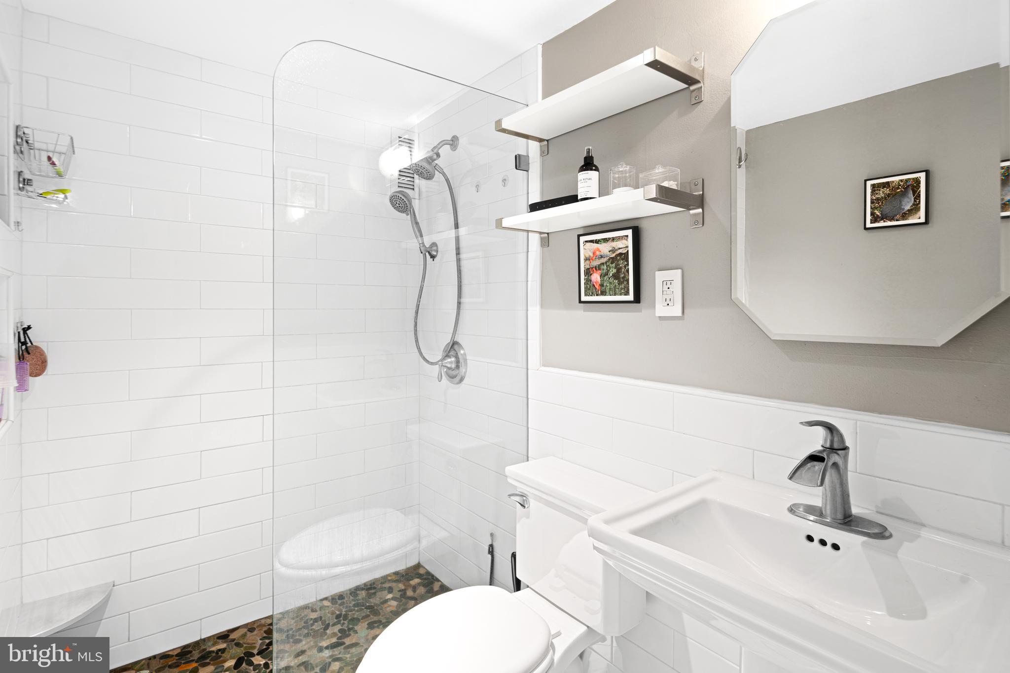 SOCIETY HILL - Residential