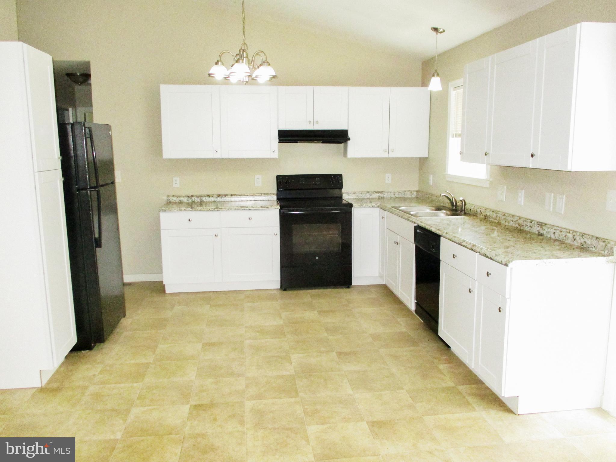 LAKE WYNONAH - Residential