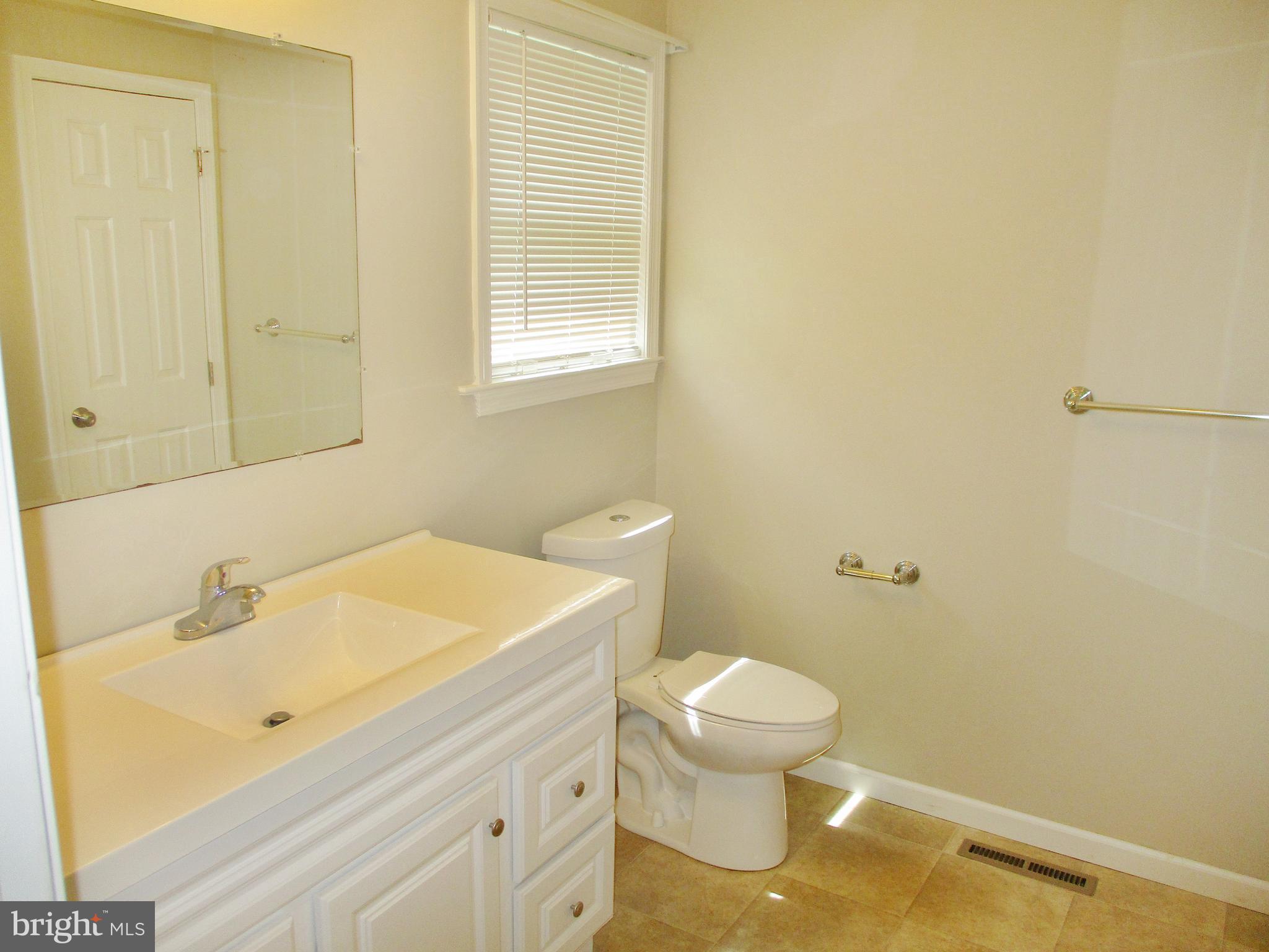 LAKE WYNONAH - Residential