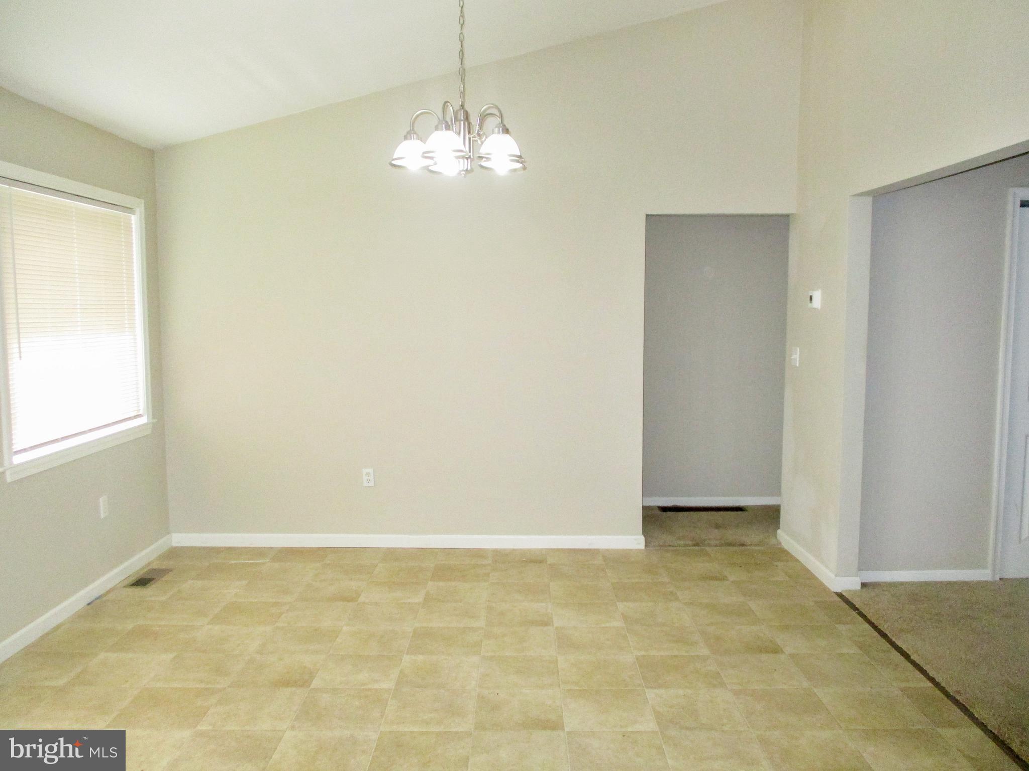 LAKE WYNONAH - Residential