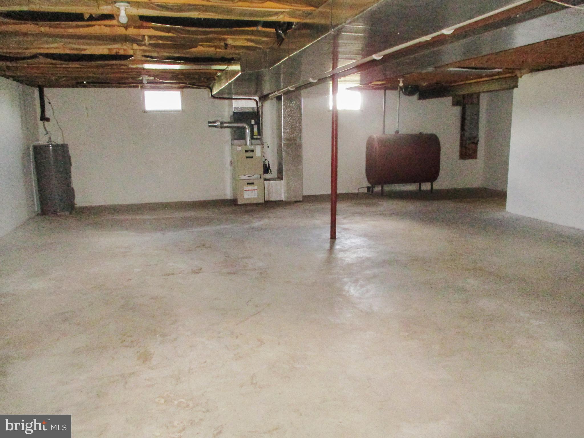 LAKE WYNONAH - Residential