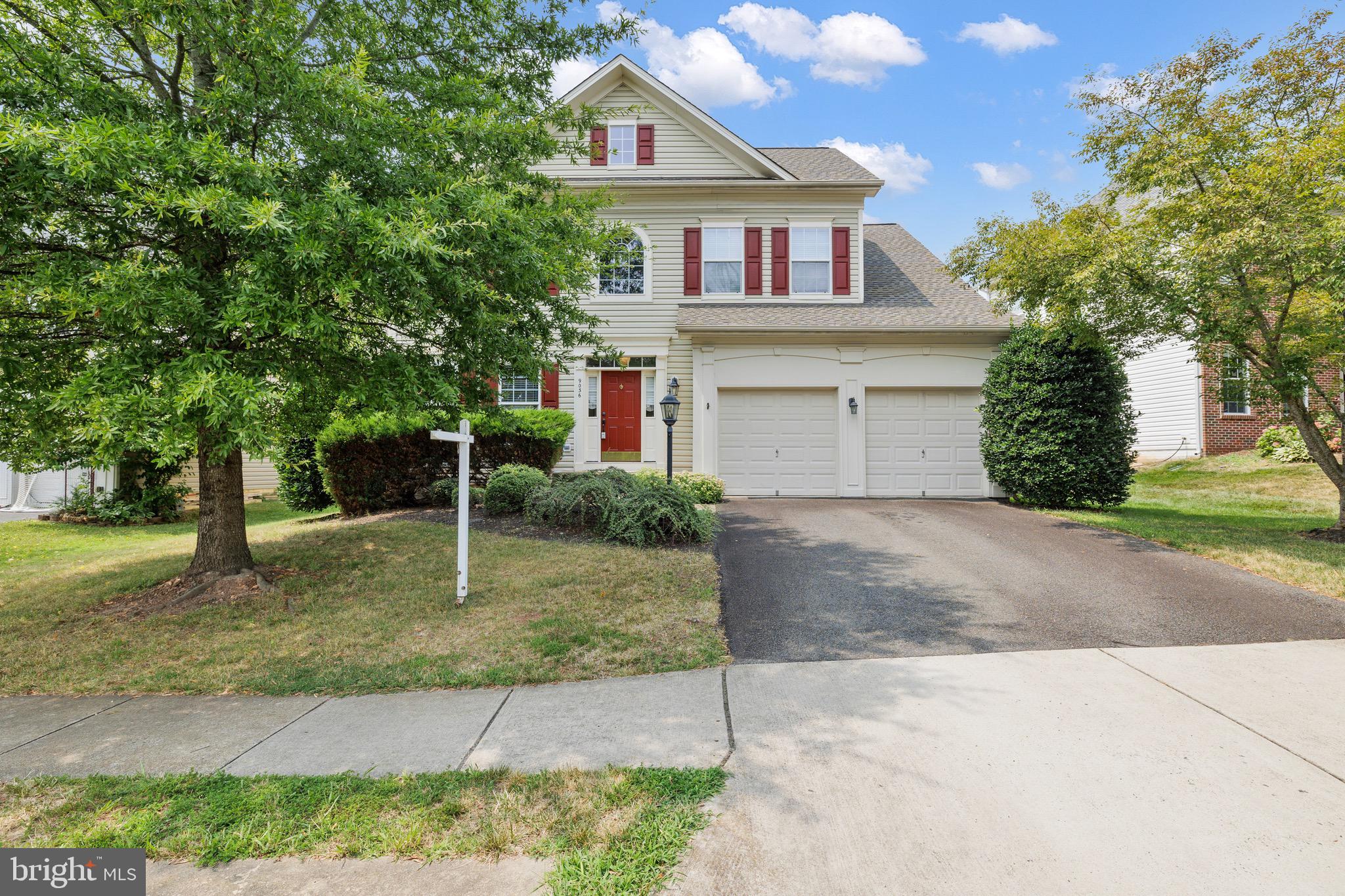 MEADOWS AT MORRIS FARM - Residential Lease