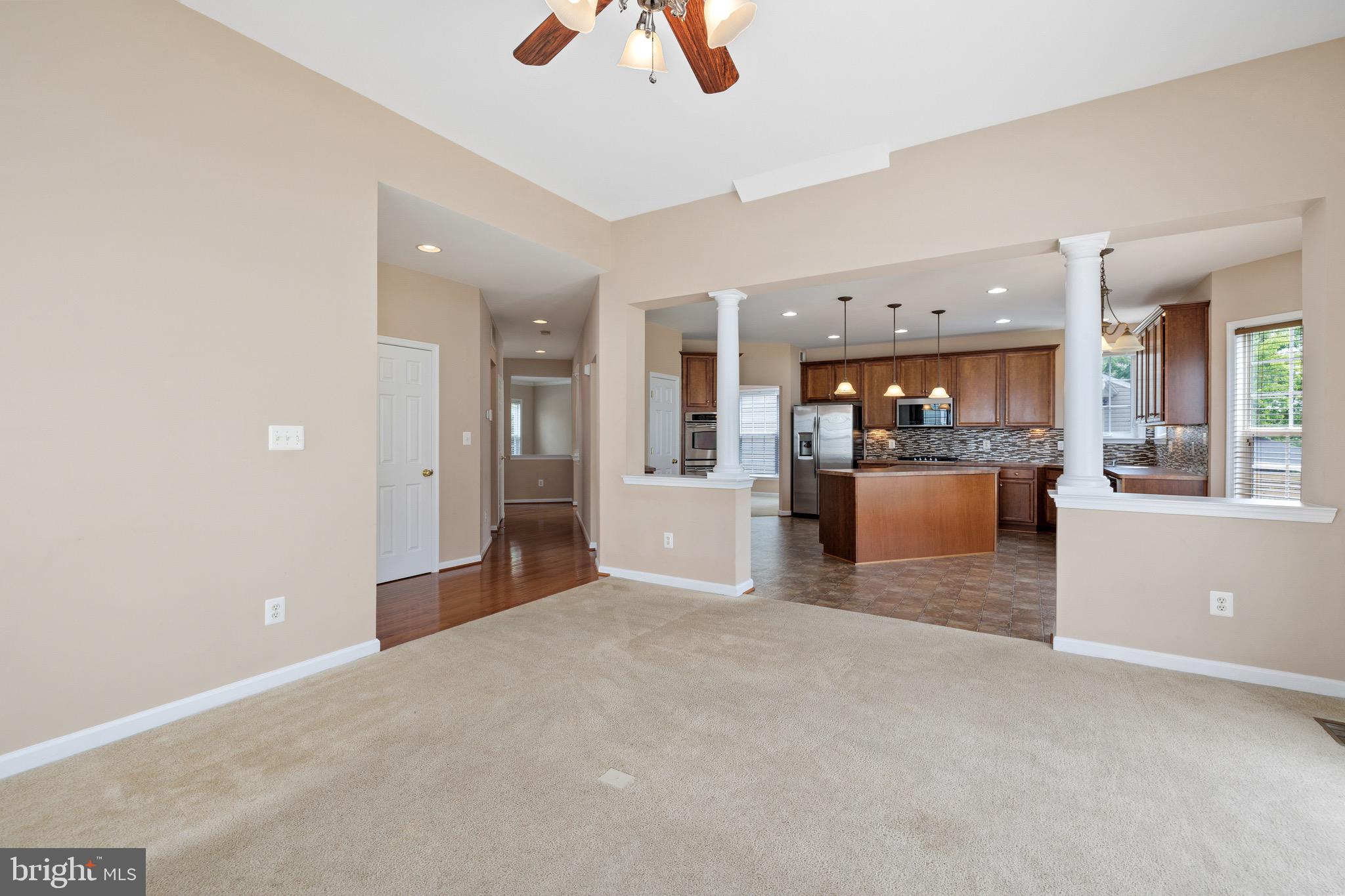 MEADOWS AT MORRIS FARM - Residential Lease