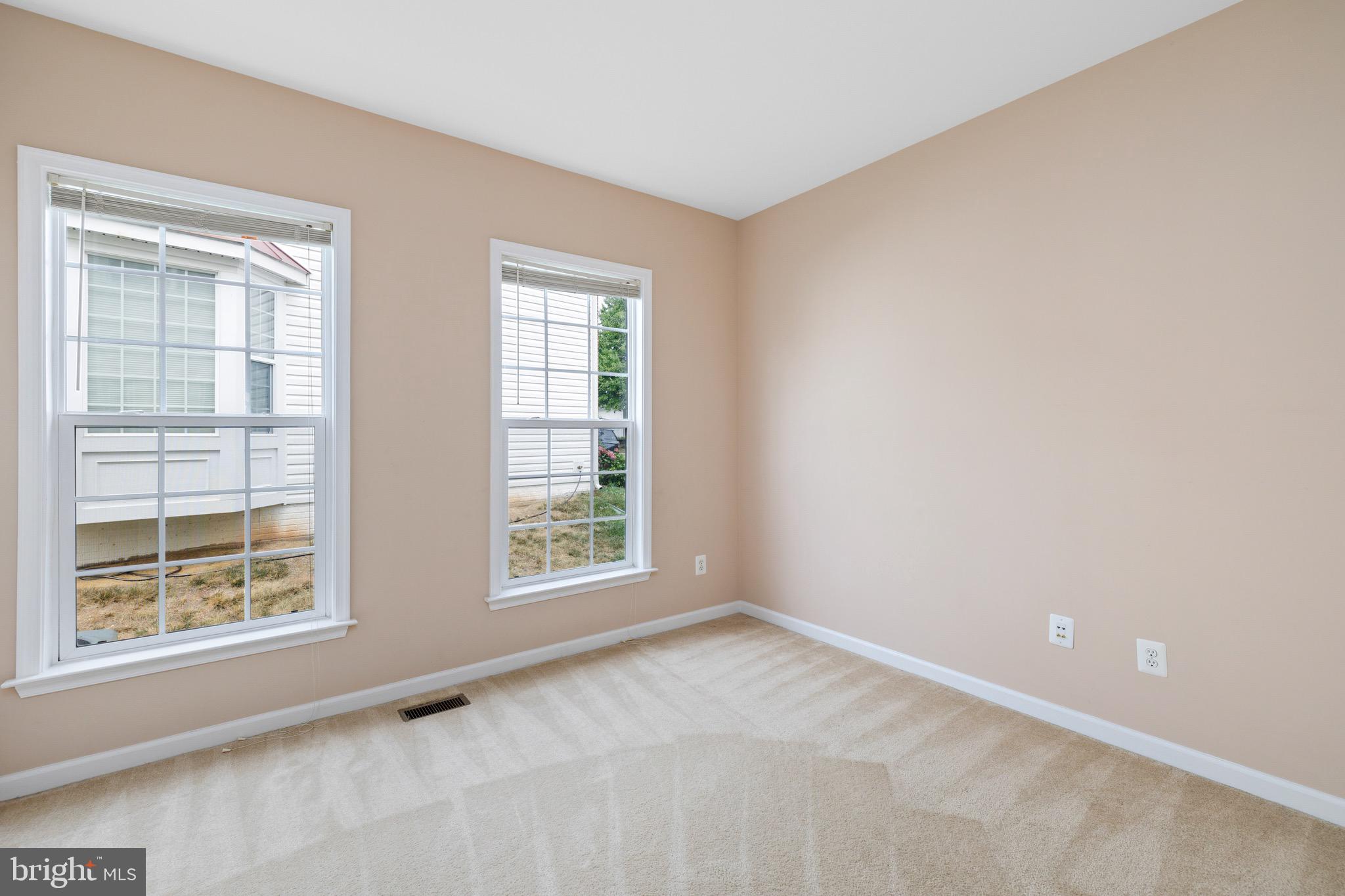 MEADOWS AT MORRIS FARM - Residential Lease