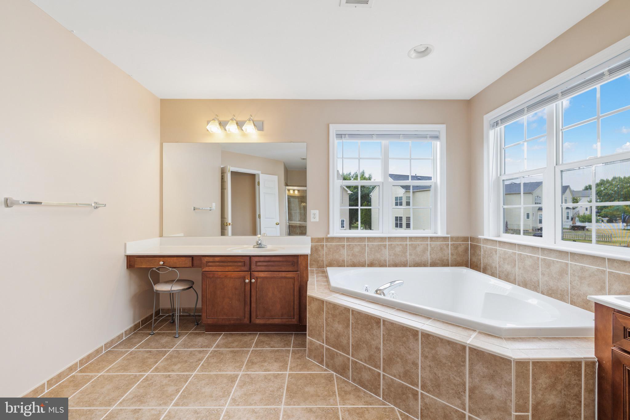 MEADOWS AT MORRIS FARM - Residential Lease