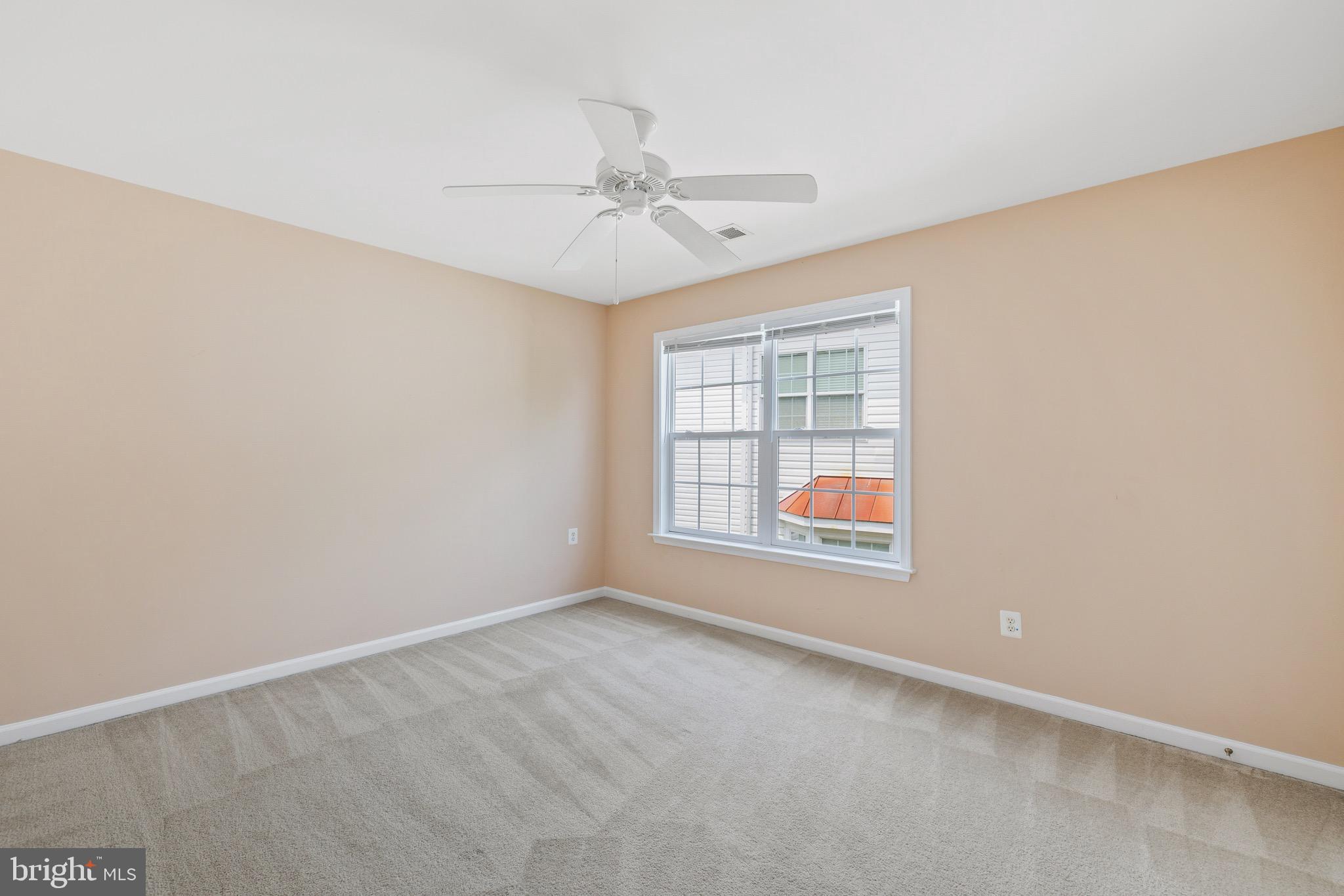 MEADOWS AT MORRIS FARM - Residential Lease