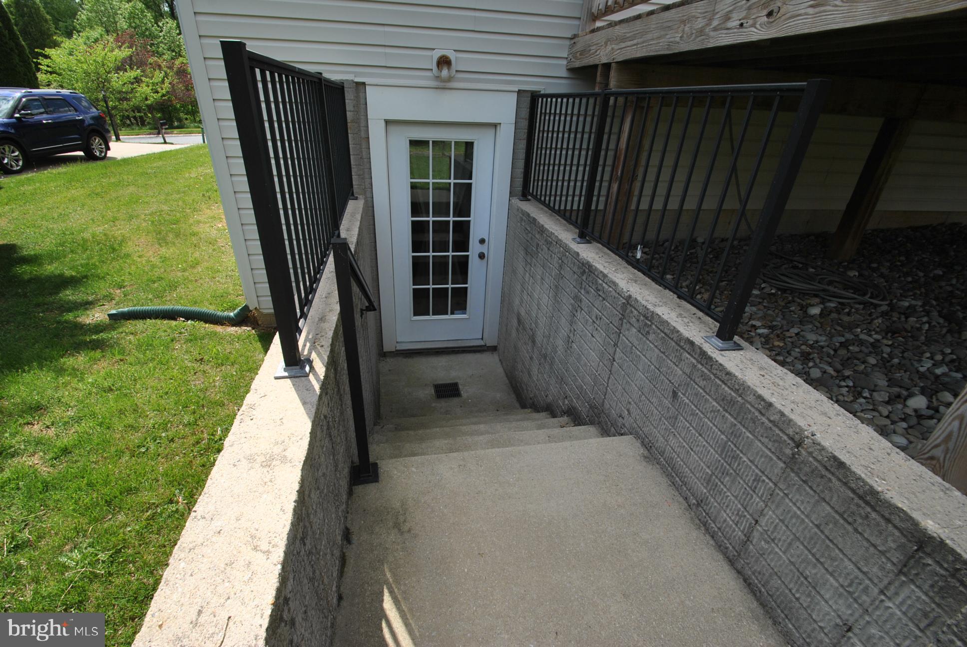 MOORES ORCHARD - Residential