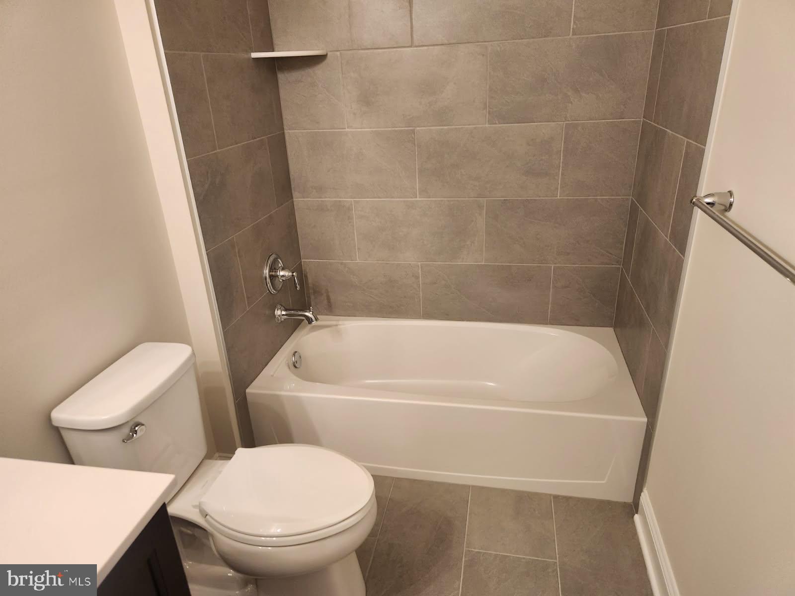 HIGHPOINT AT NEW BRITAIN - Residential Lease