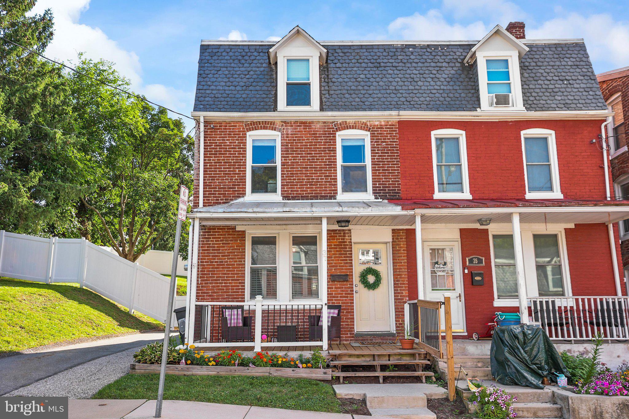 37 N LEE STREET