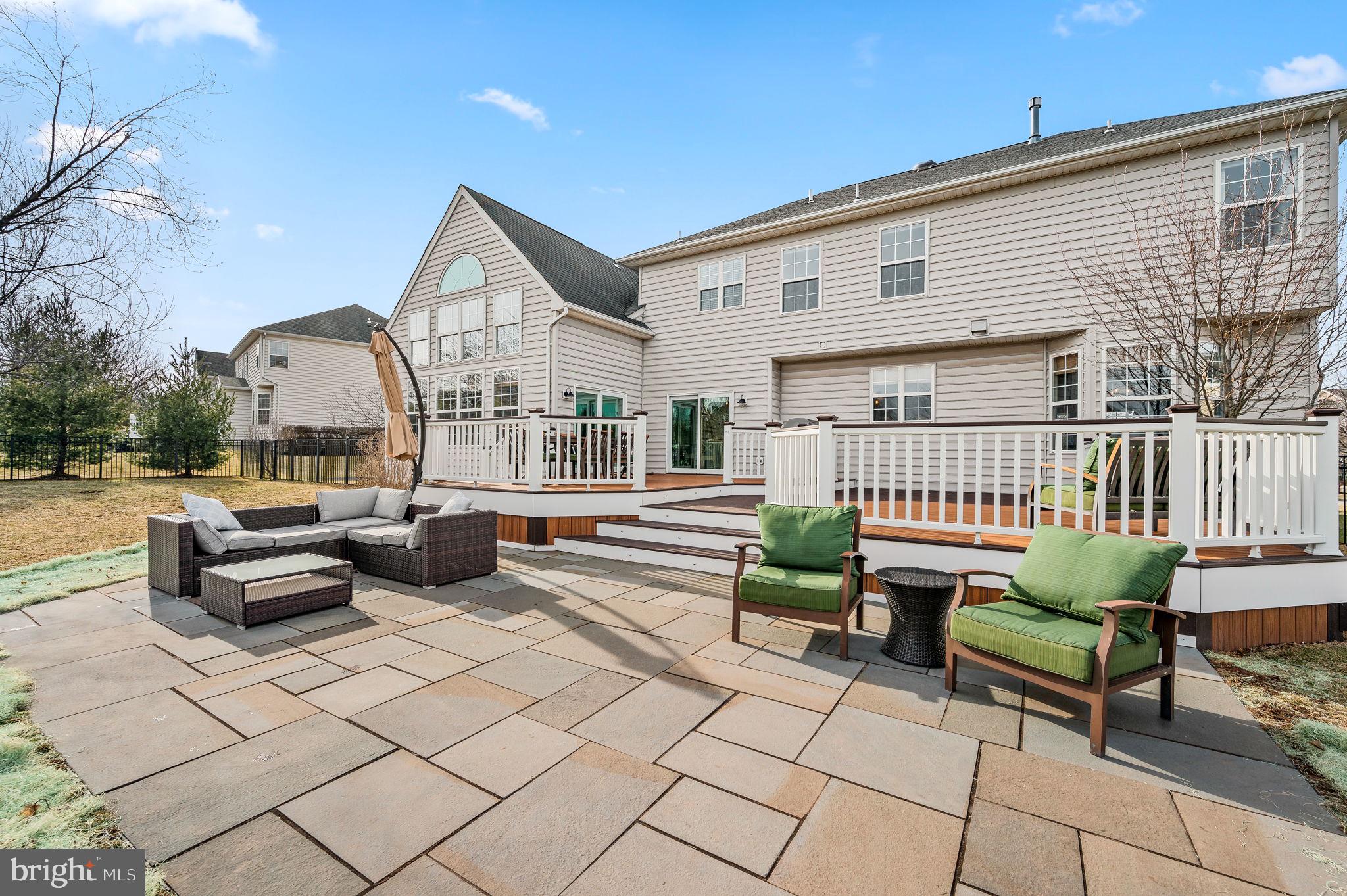 VALLEY GREEN - Residential