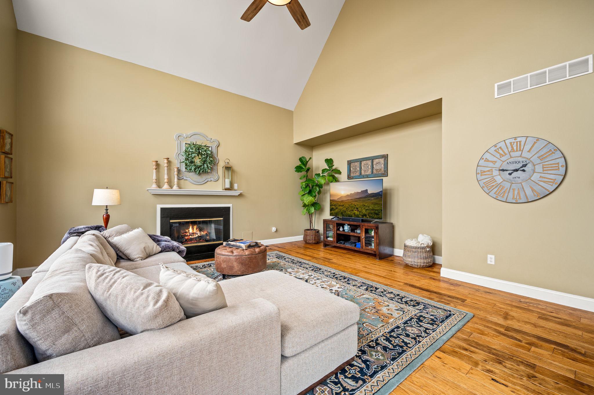 VALLEY GREEN - Residential