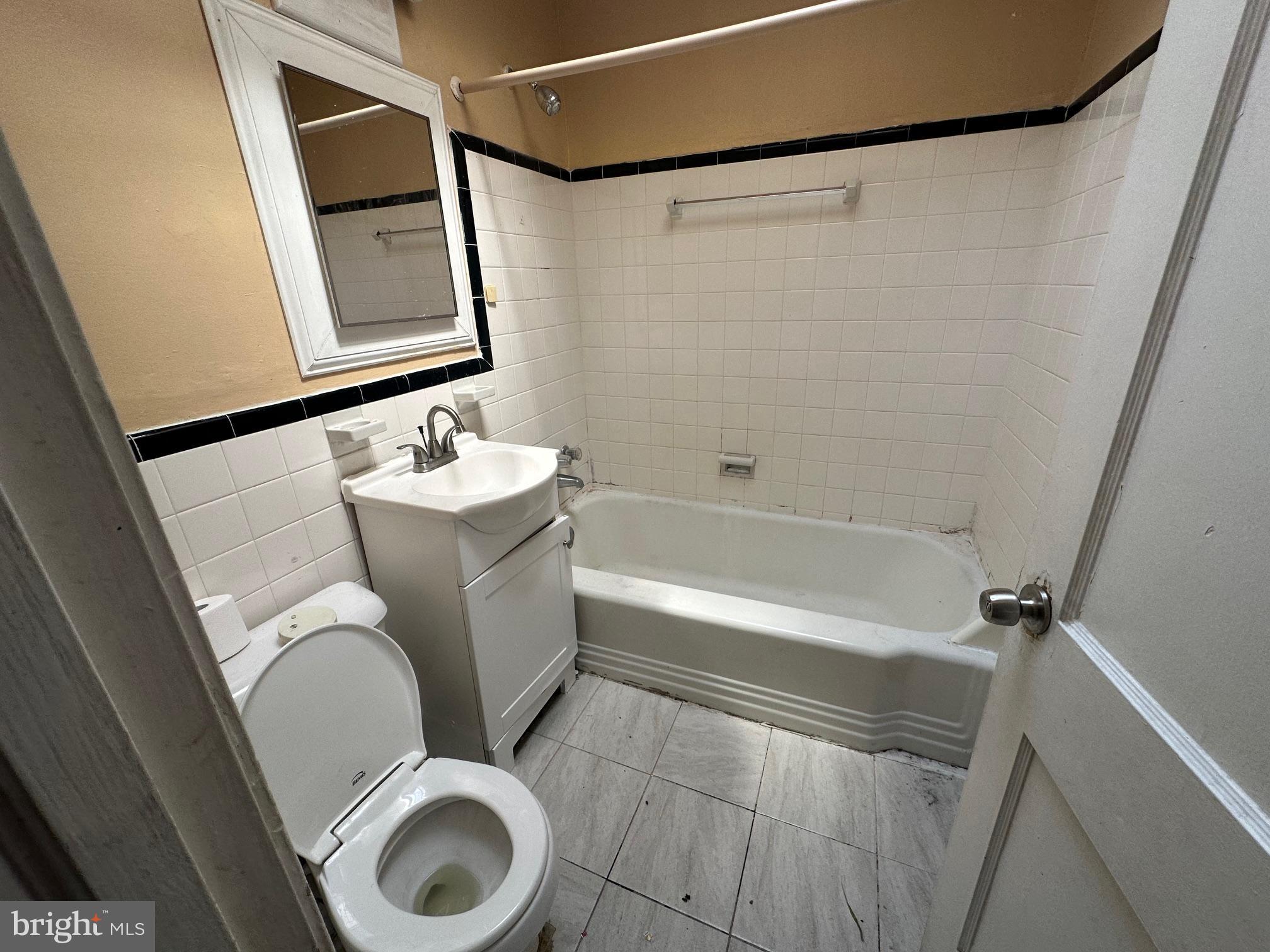 MAYFAIR - Residential