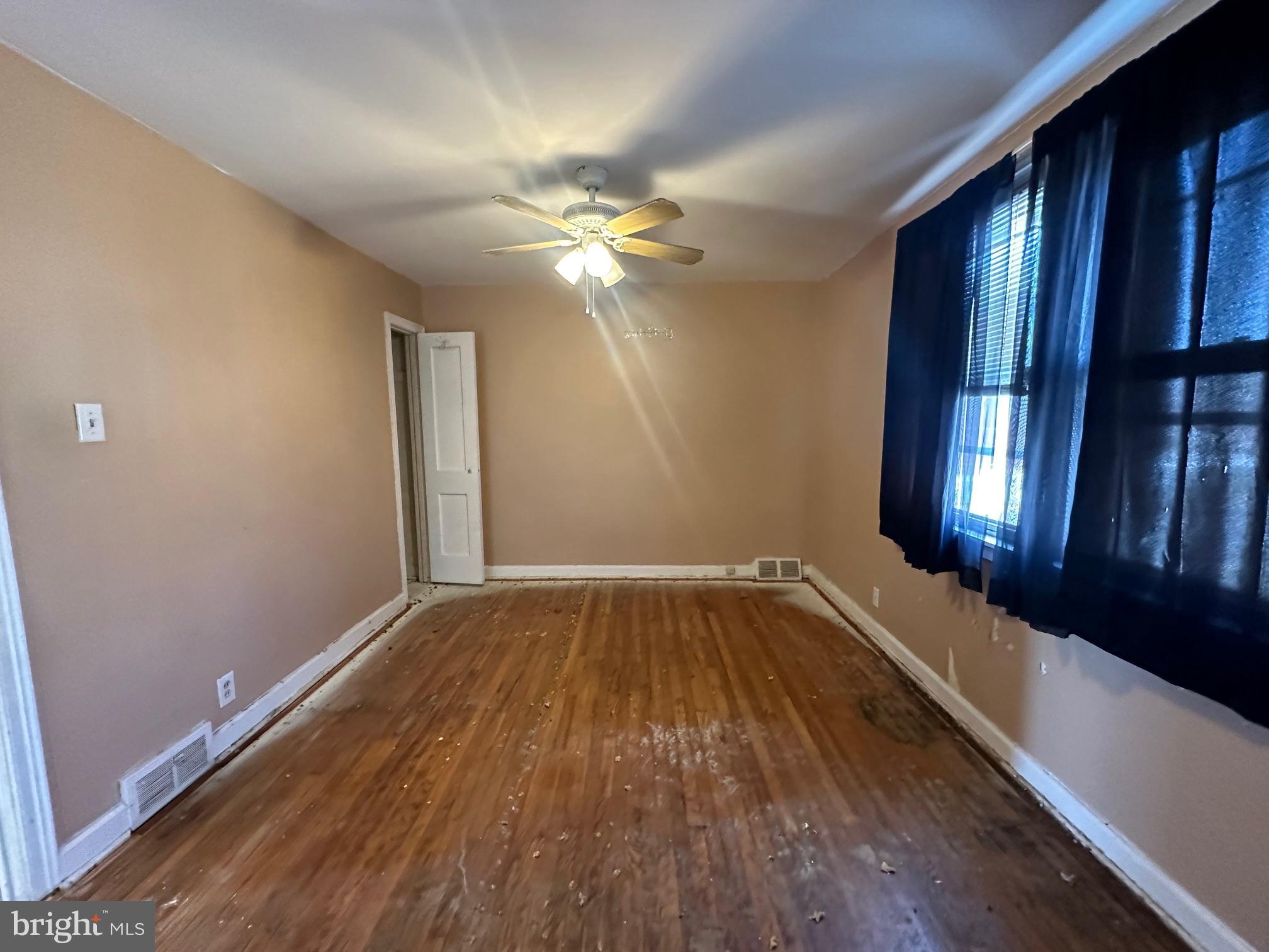 MAYFAIR - Residential