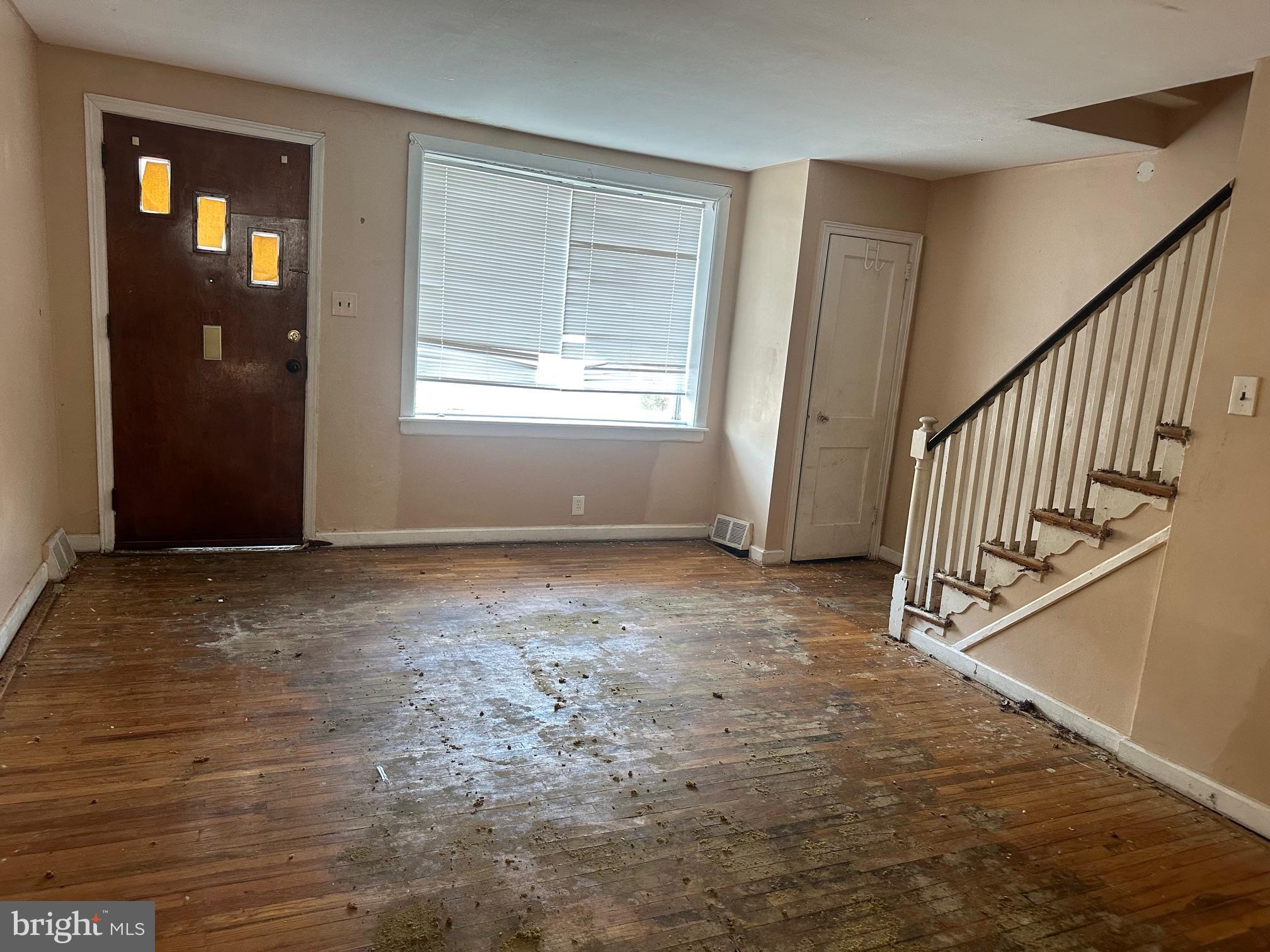 MAYFAIR - Residential