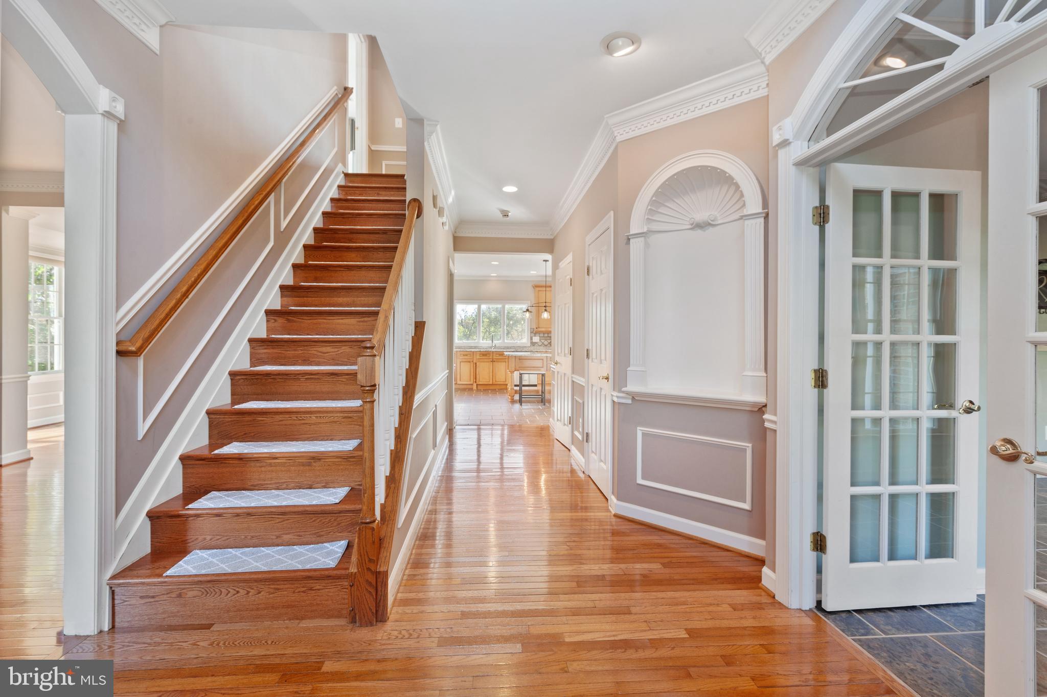 LA VISTA MANOR - Residential