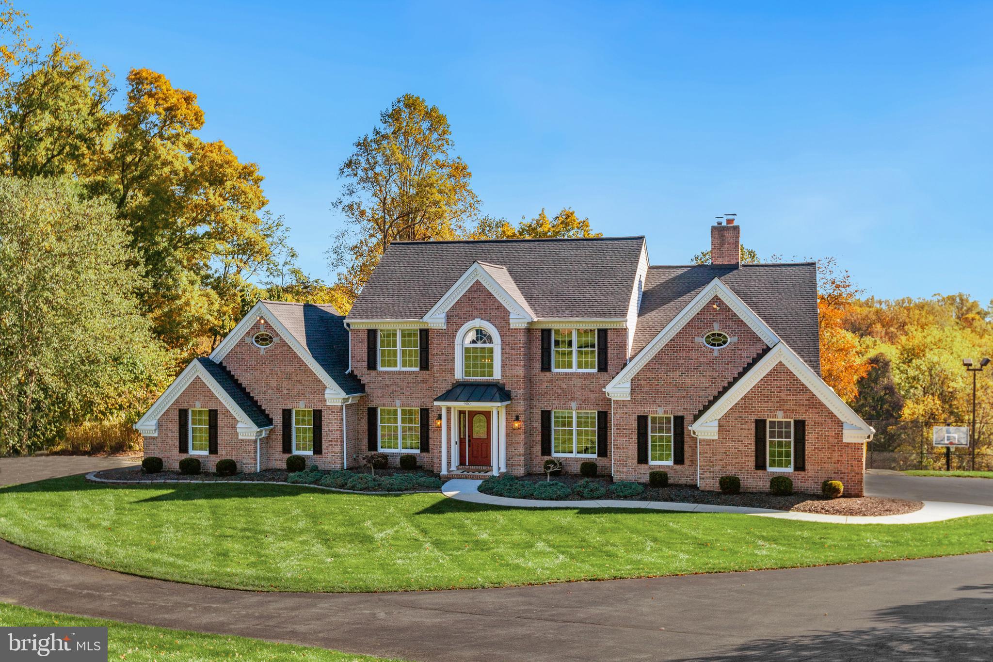 LA VISTA MANOR - Residential