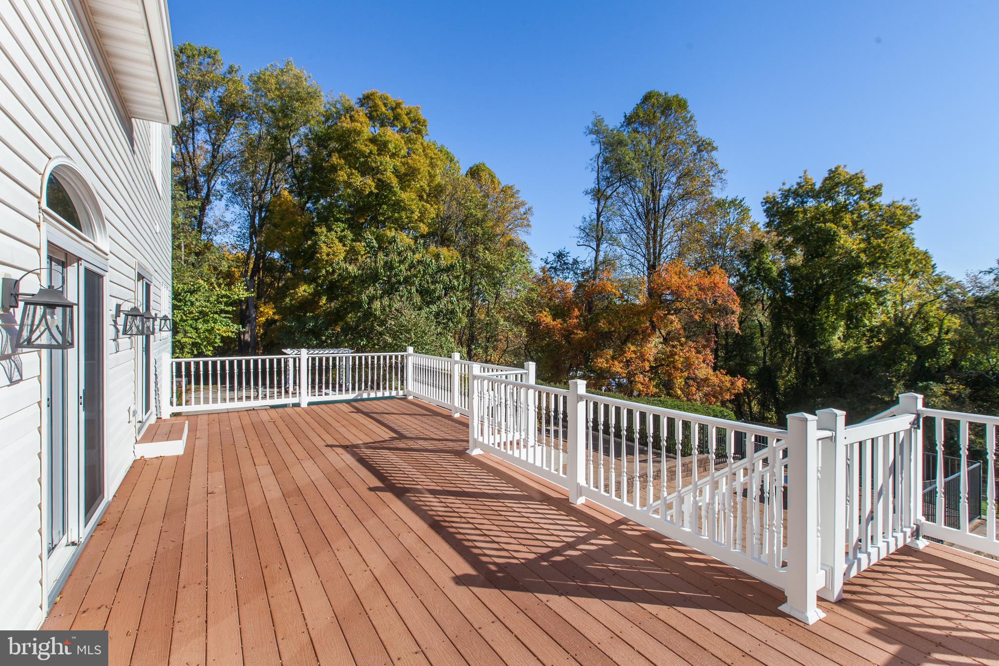 LA VISTA MANOR - Residential