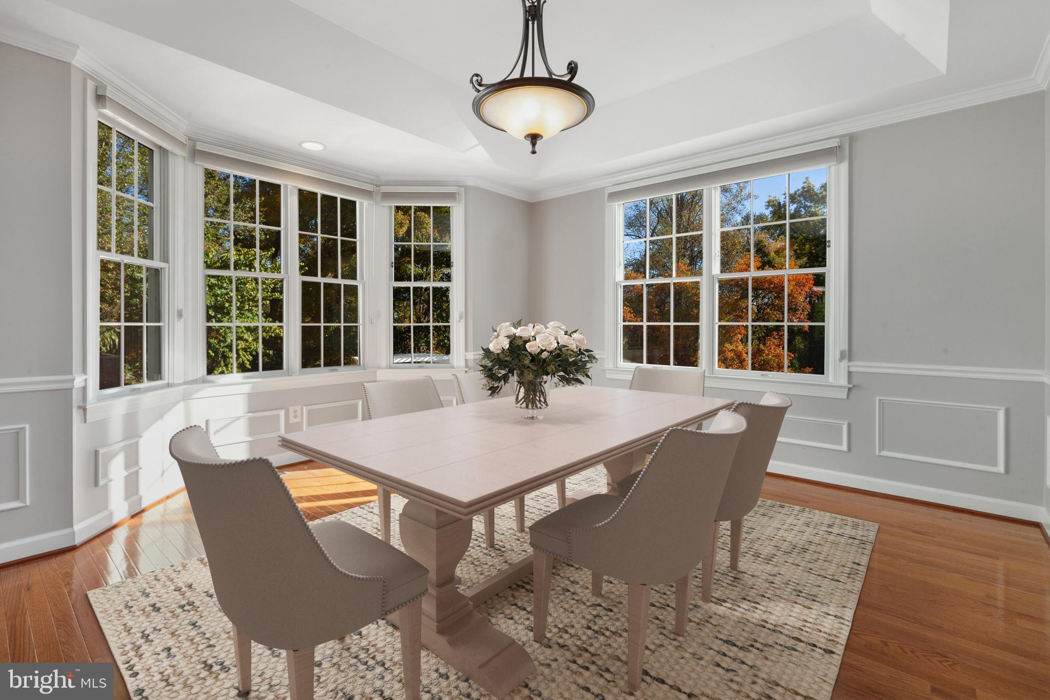 LA VISTA MANOR - Residential