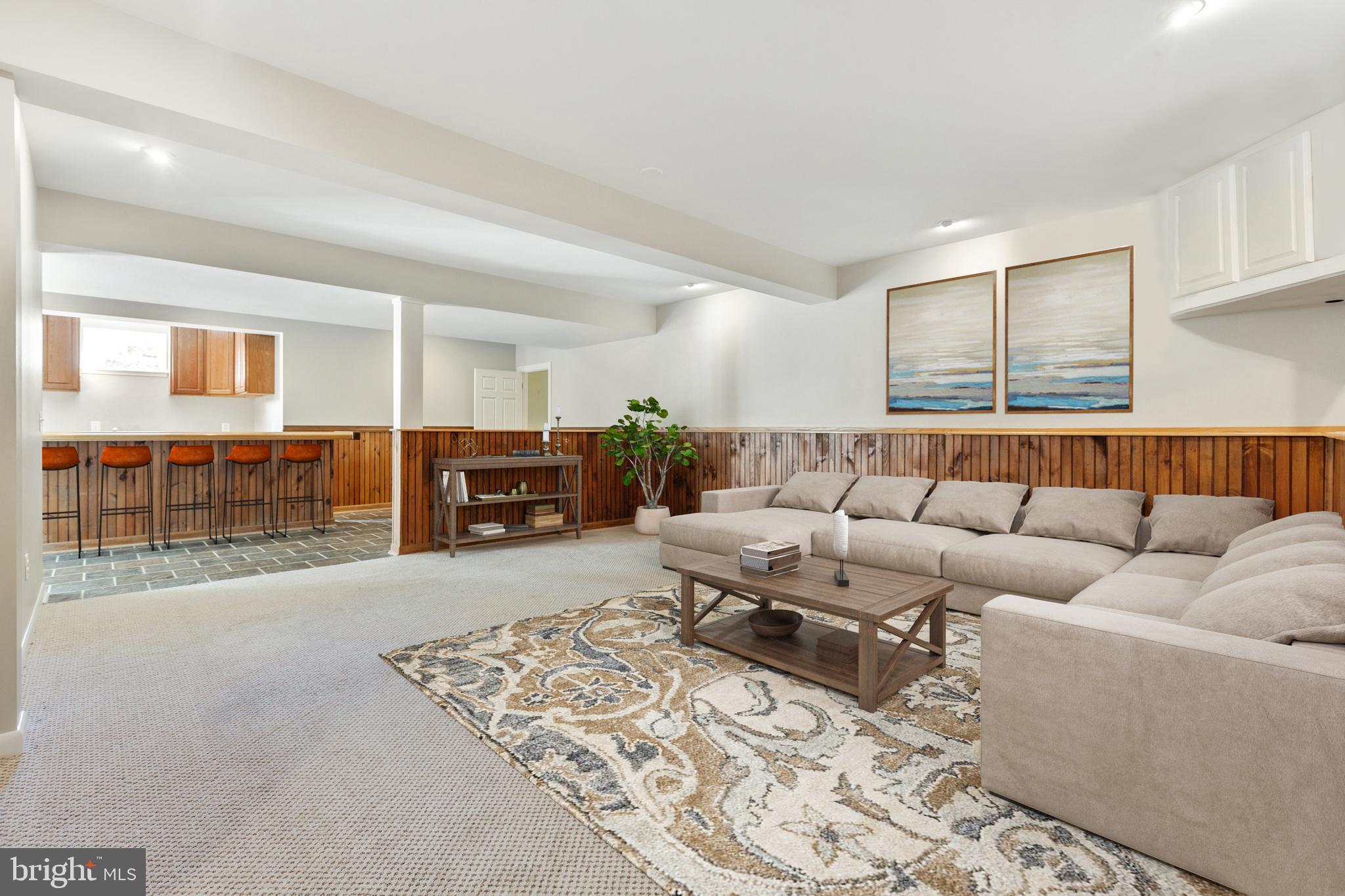 LA VISTA MANOR - Residential