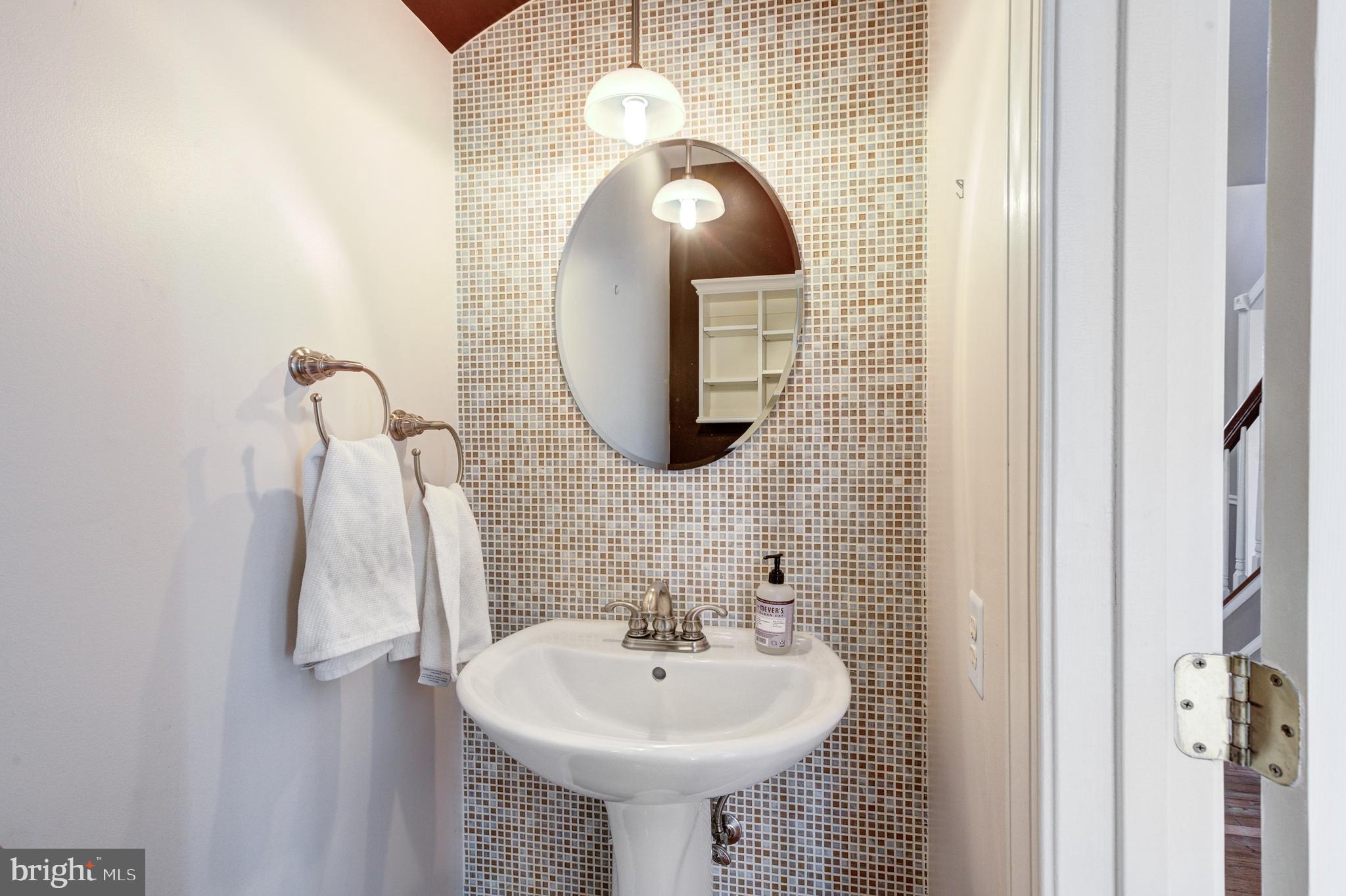 LA VISTA MANOR - Residential