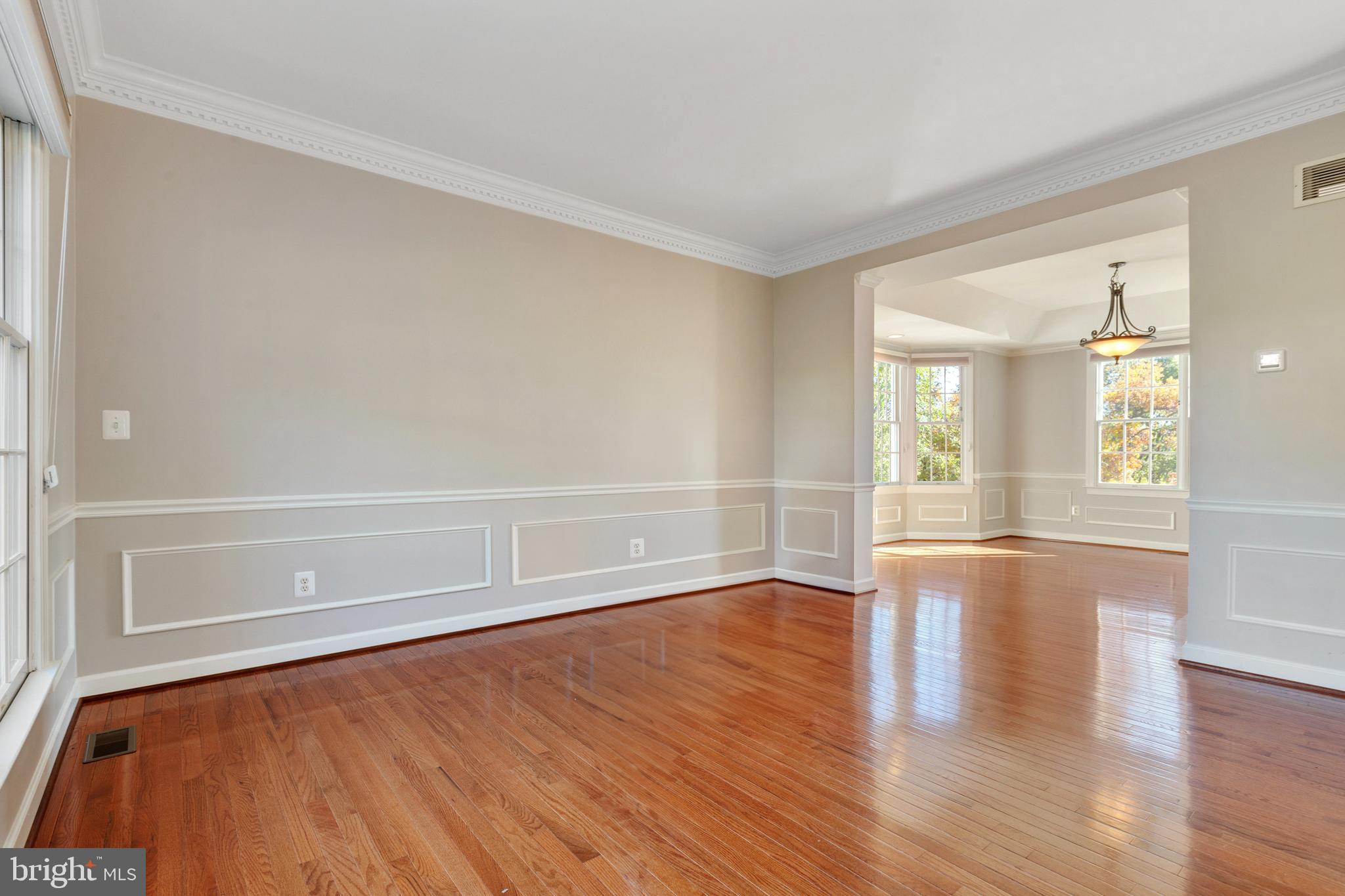 LA VISTA MANOR - Residential