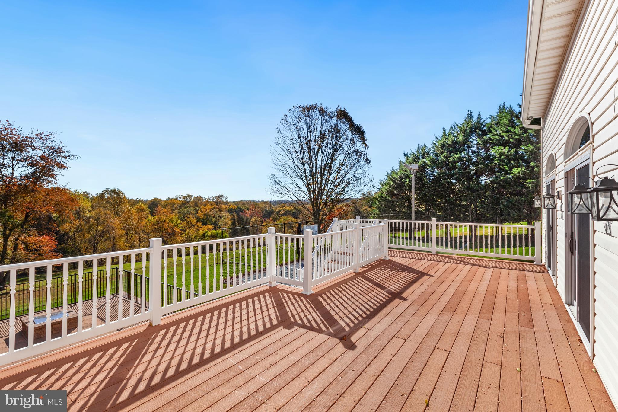 LA VISTA MANOR - Residential