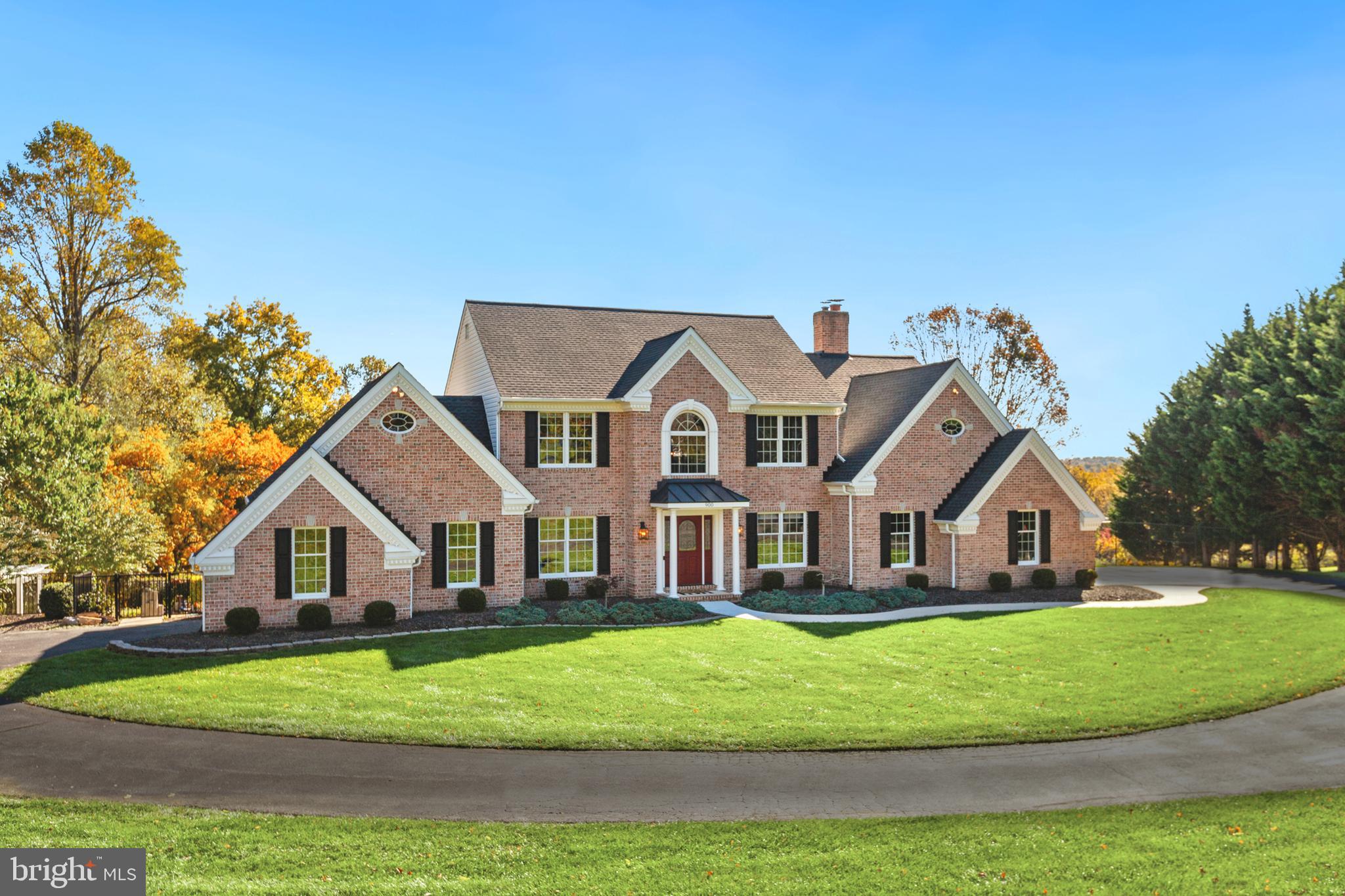 LA VISTA MANOR - Residential