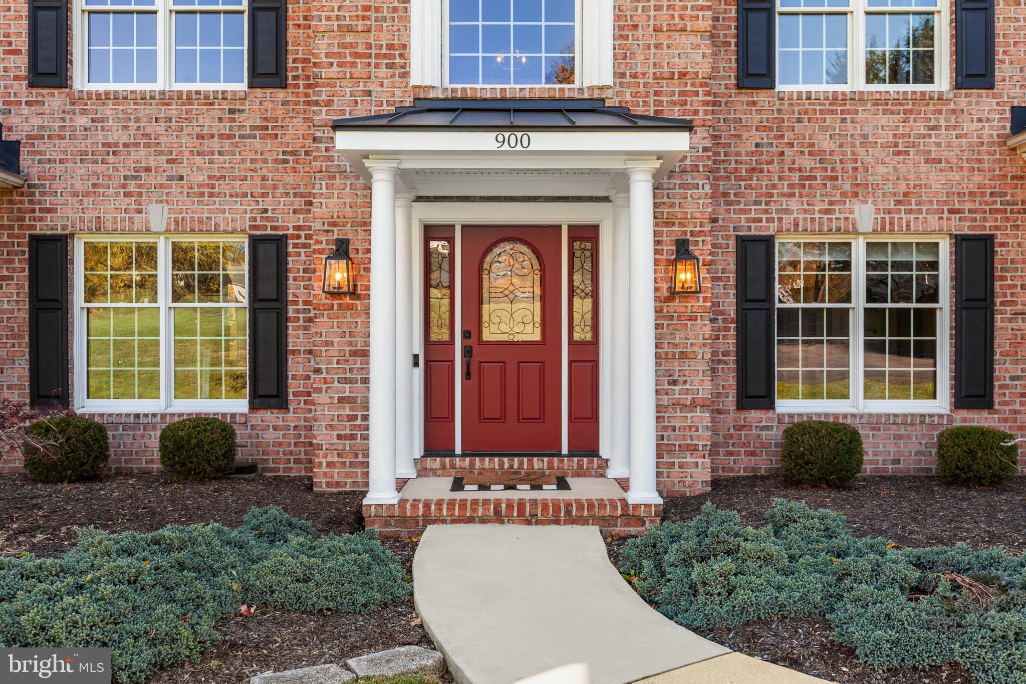 LA VISTA MANOR - Residential