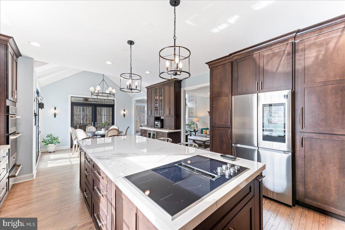 HUNTERS CREEK - Residential