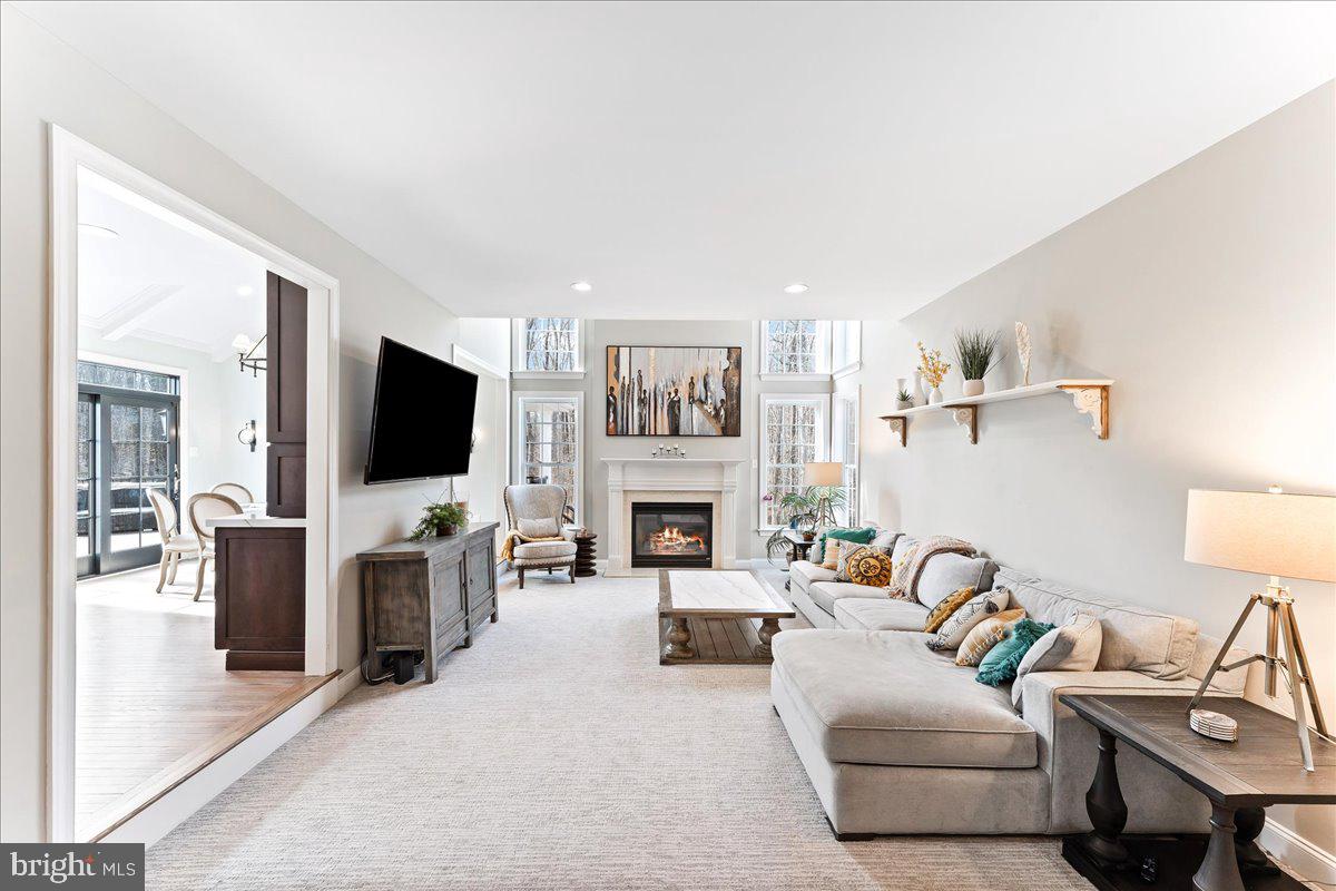 HUNTERS CREEK - Residential