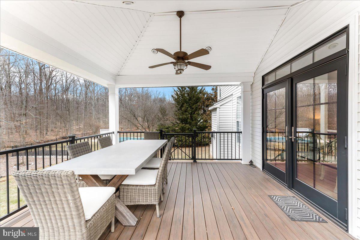 HUNTERS CREEK - Residential