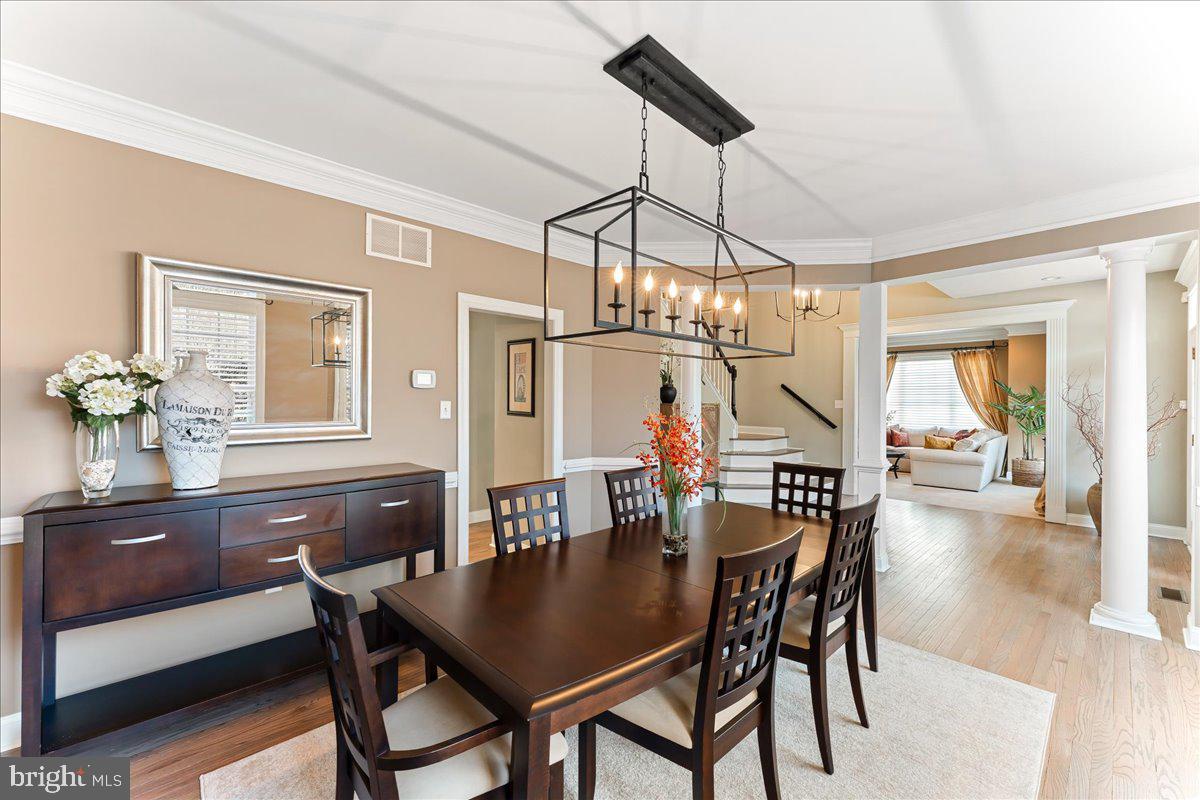 HUNTERS CREEK - Residential