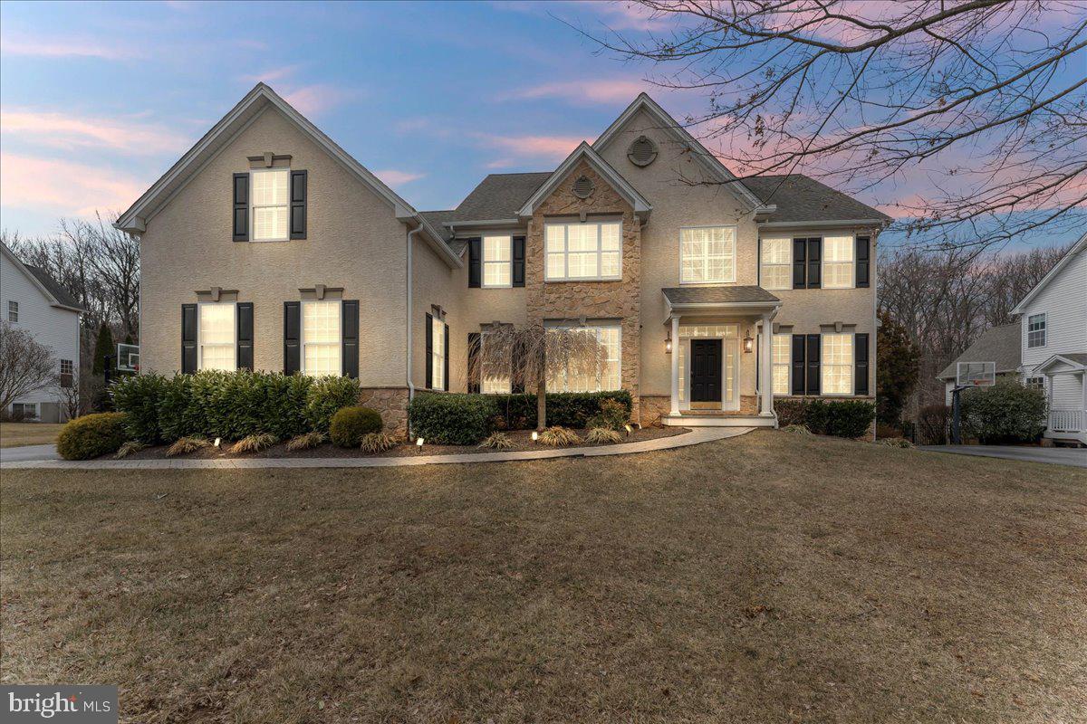 HUNTERS CREEK - Residential