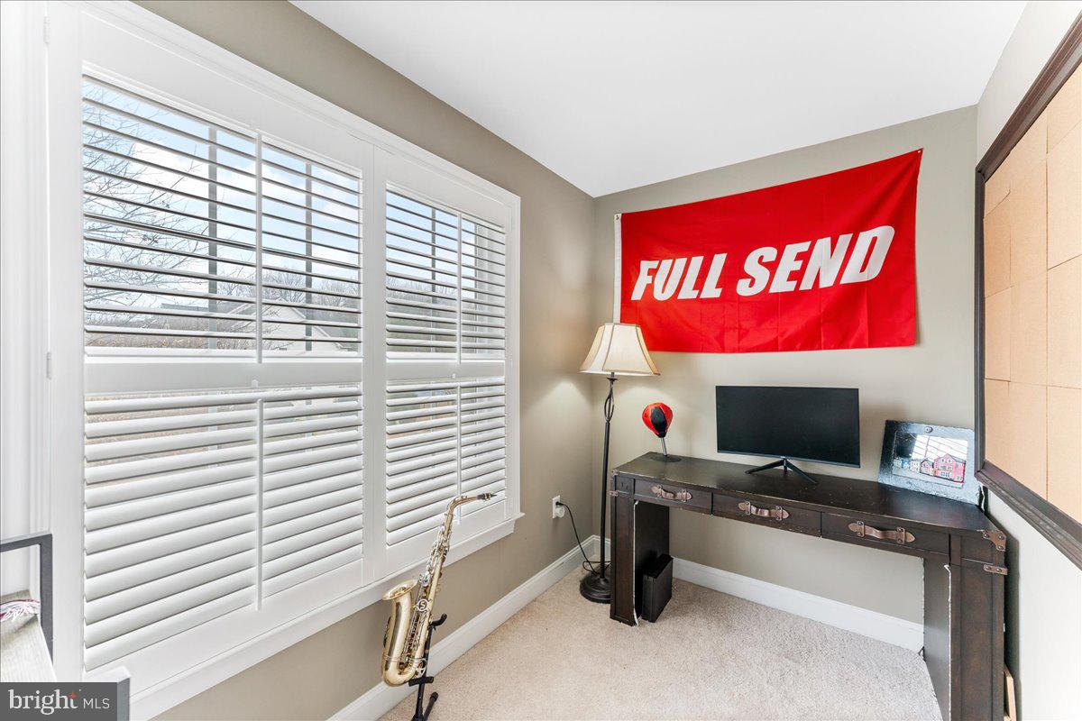 HUNTERS CREEK - Residential