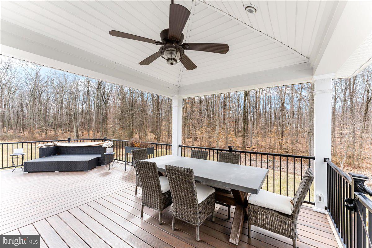 HUNTERS CREEK - Residential