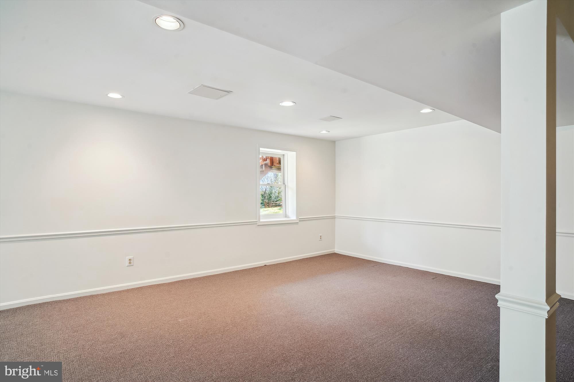 LUXMANOR - Residential