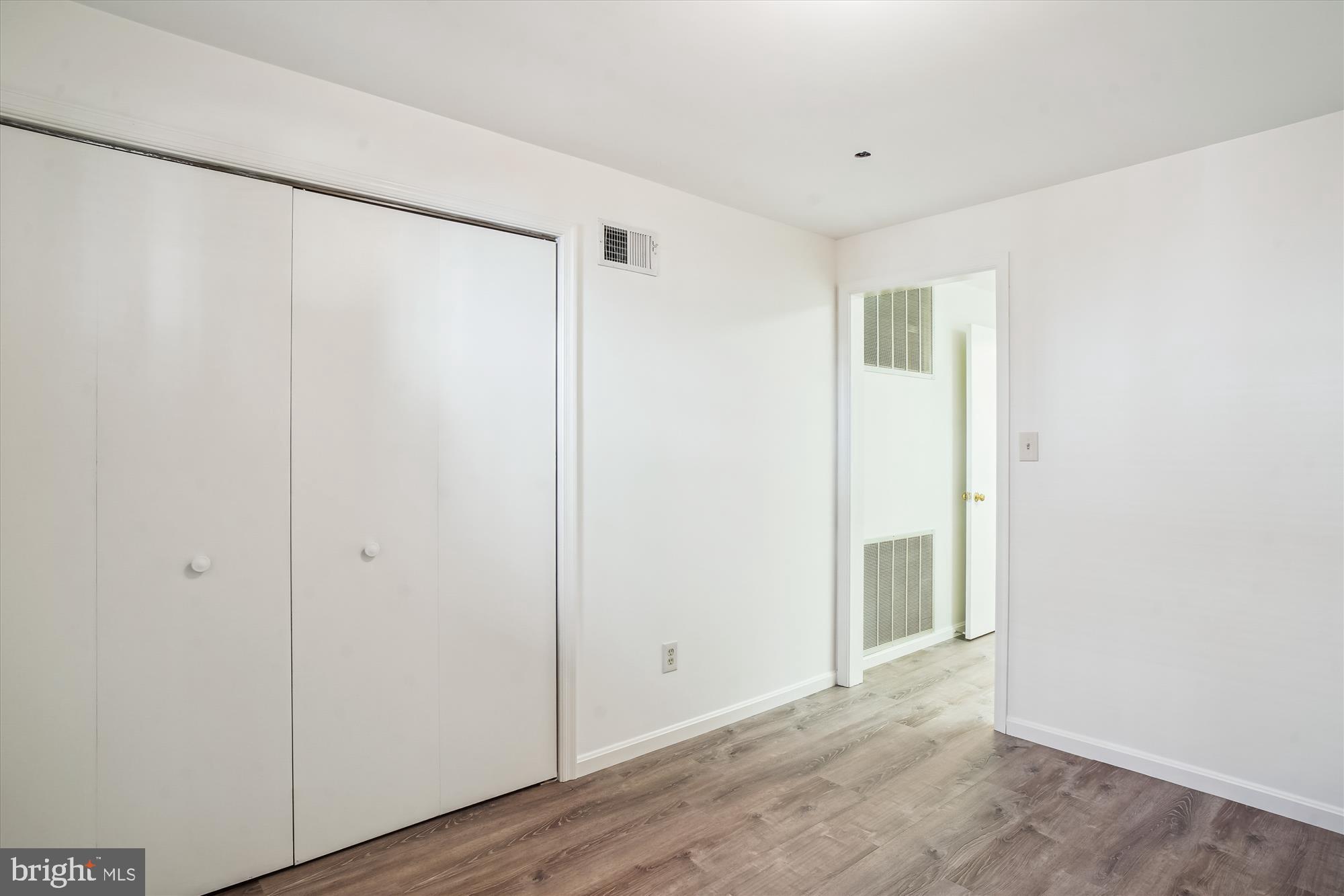 LUXMANOR - Residential