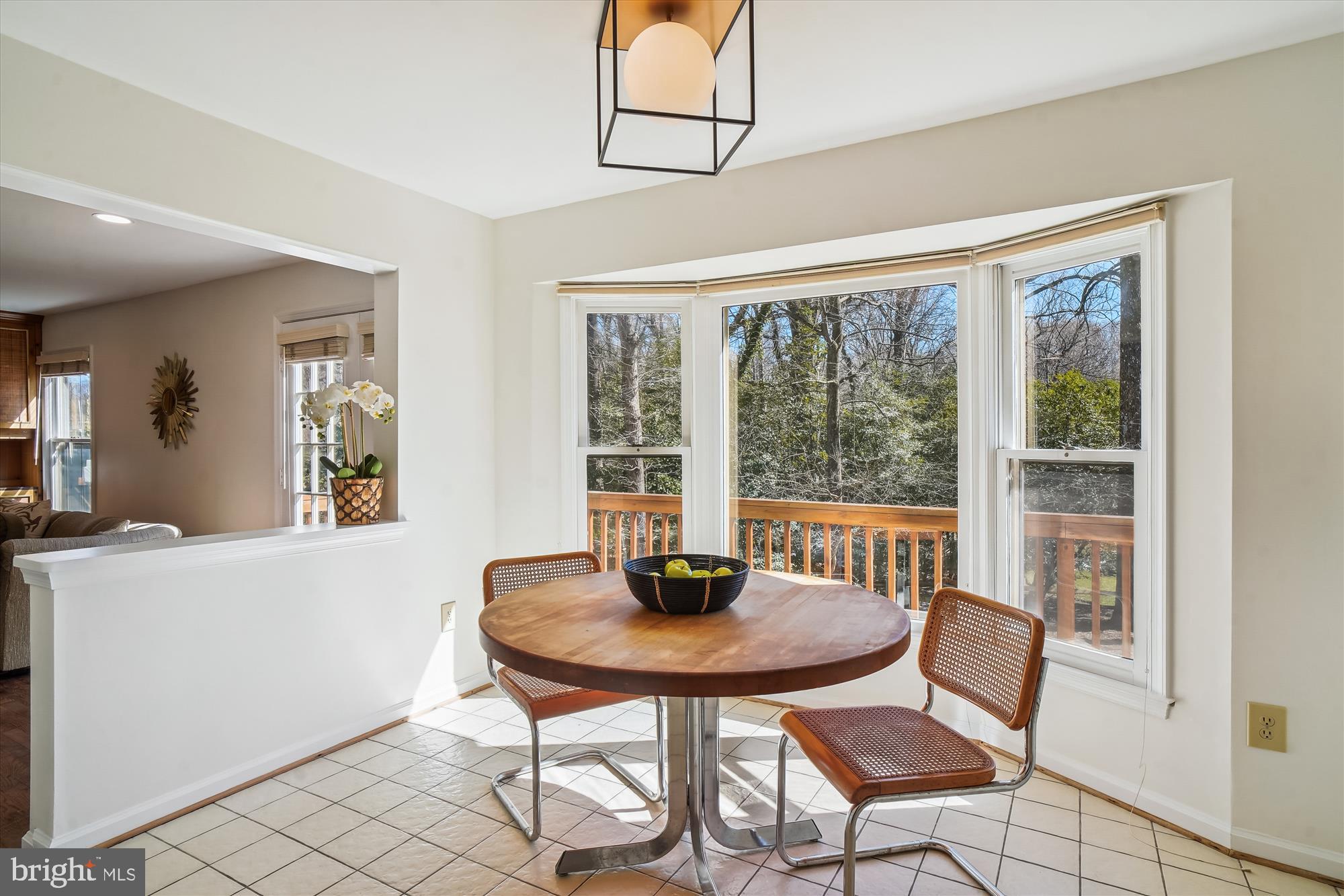 LUXMANOR - Residential