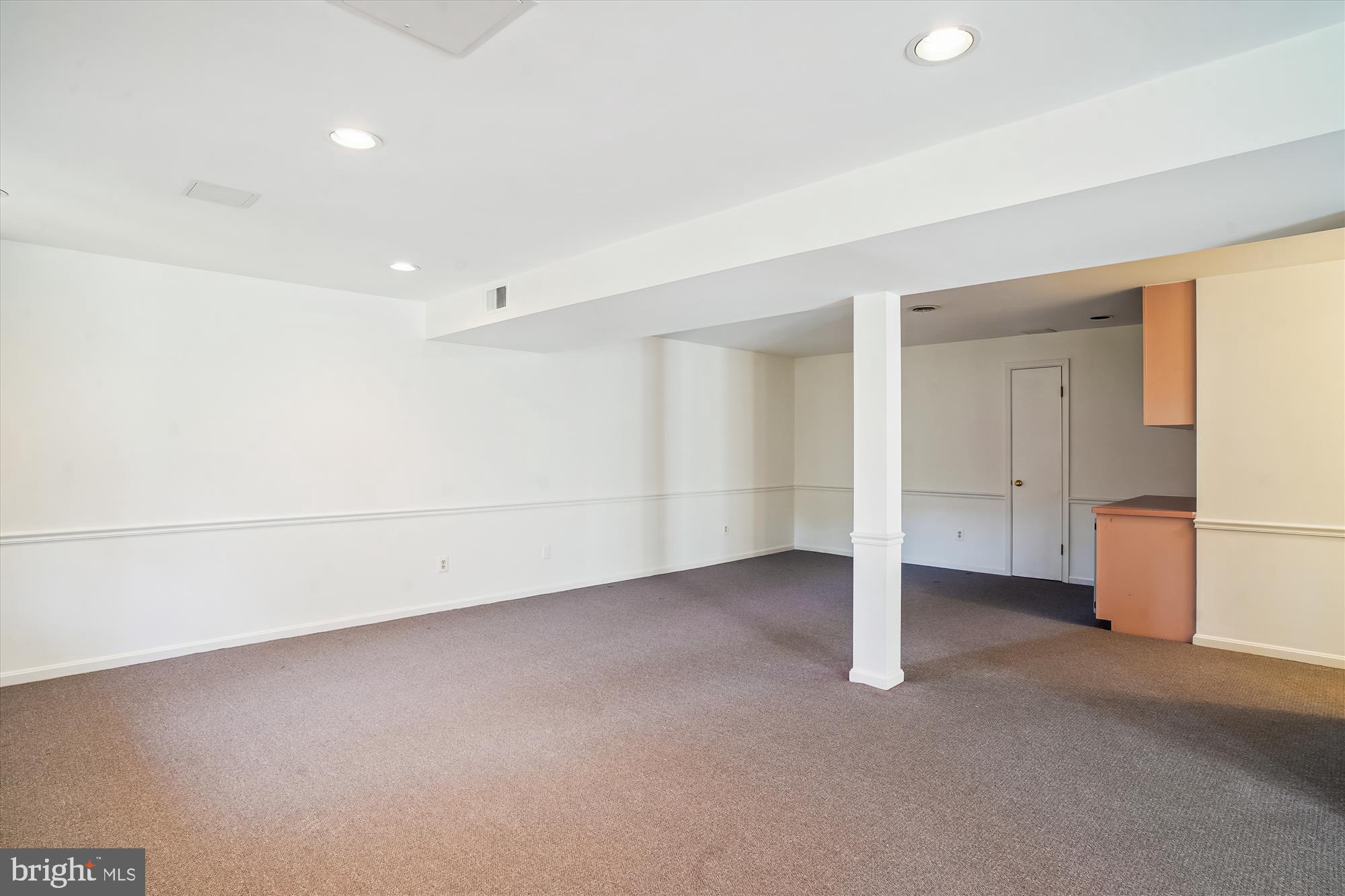 LUXMANOR - Residential