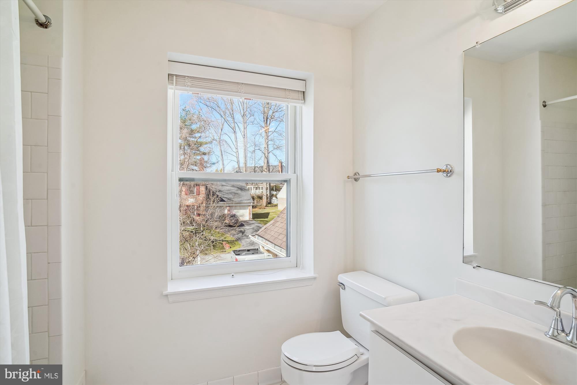 LUXMANOR - Residential