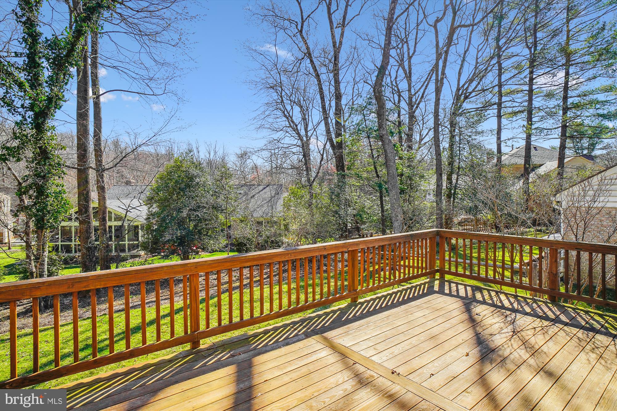 LUXMANOR - Residential