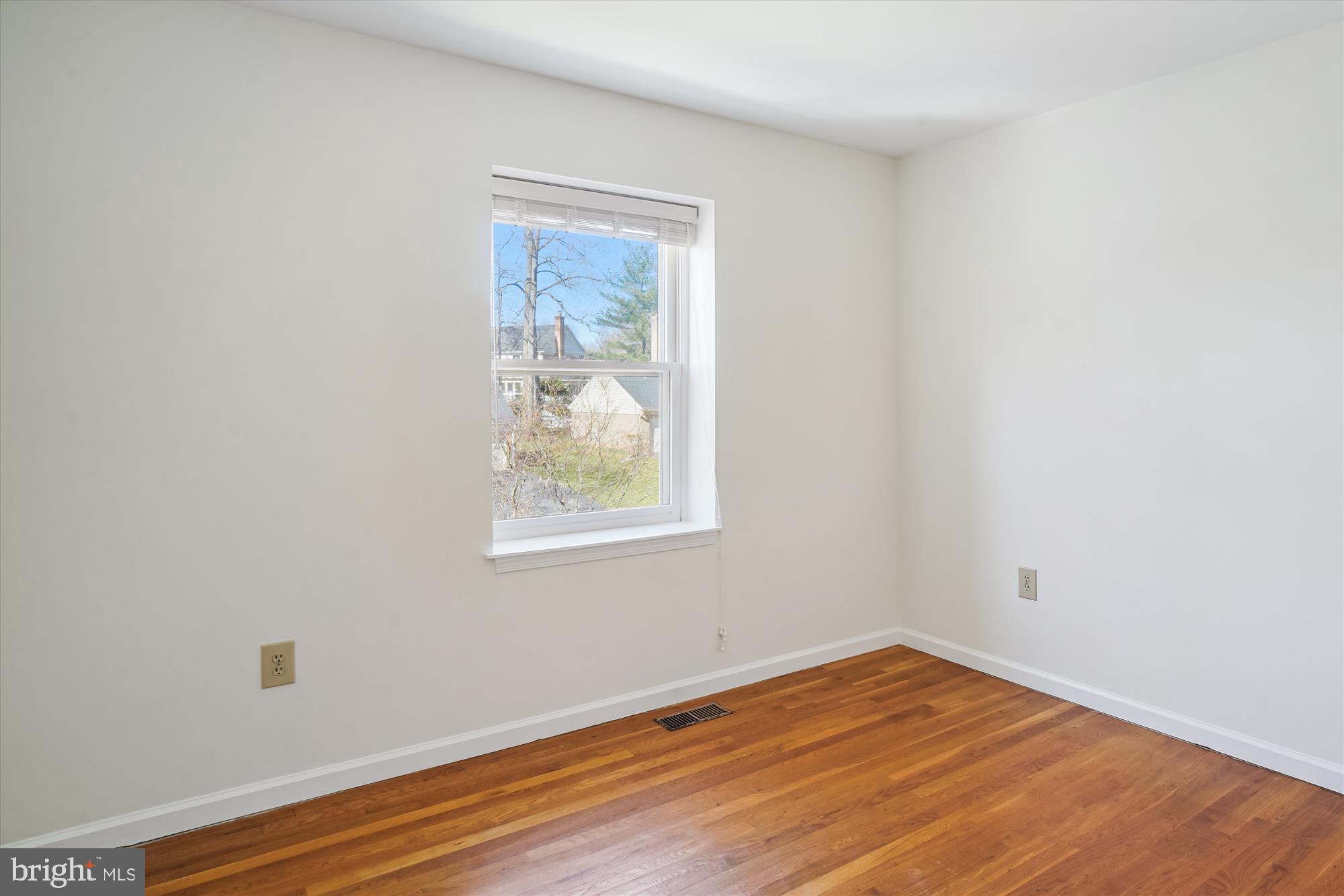 LUXMANOR - Residential